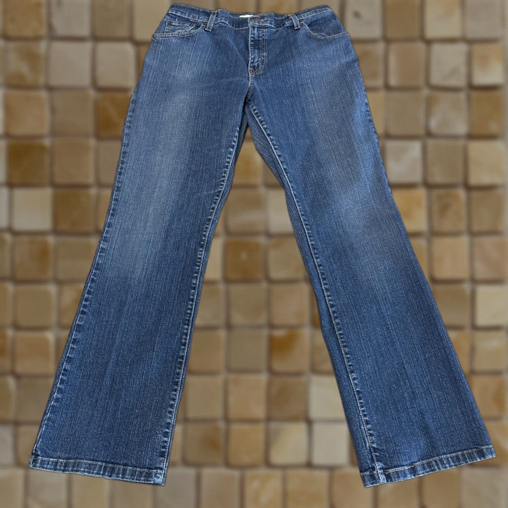 Levi's VINTAGE Levi's 550 Jeans Bootcut Blue Relaxed Fit Stretch 12M Womens Size 34" / US 12 / IT 48 - 1 Thumbnail