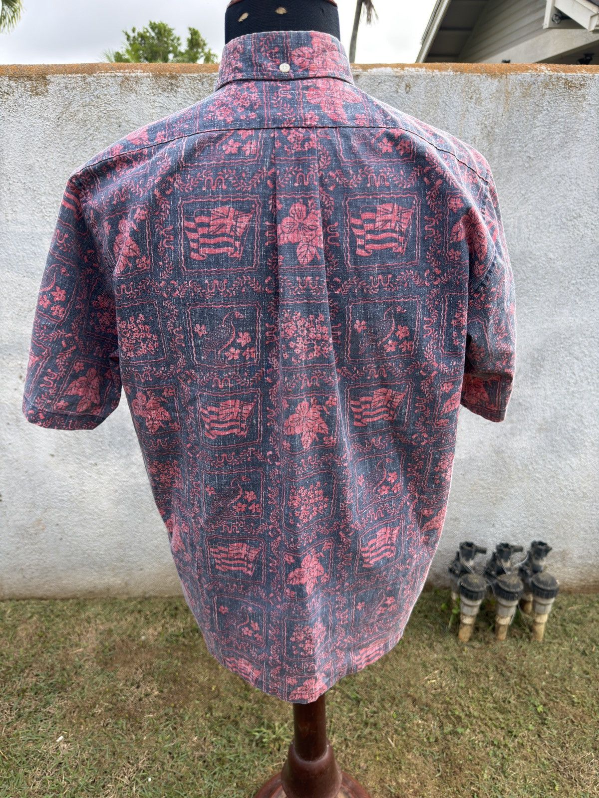 Reyn Spooner PreOwned Reyn Spooner Red/Blue Hawaiian Print Men's M Size US M / EU 48-50 / 2 - 2 Thumbnail