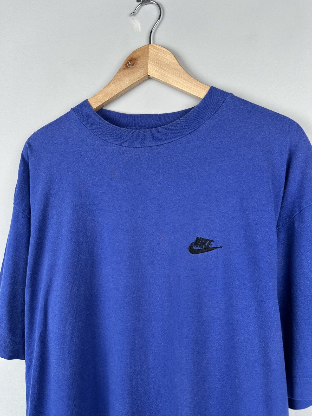 Nike 90s Vintage Nike Box Logo Tee Size US L / EU 52-54 / 3 - 3 Thumbnail