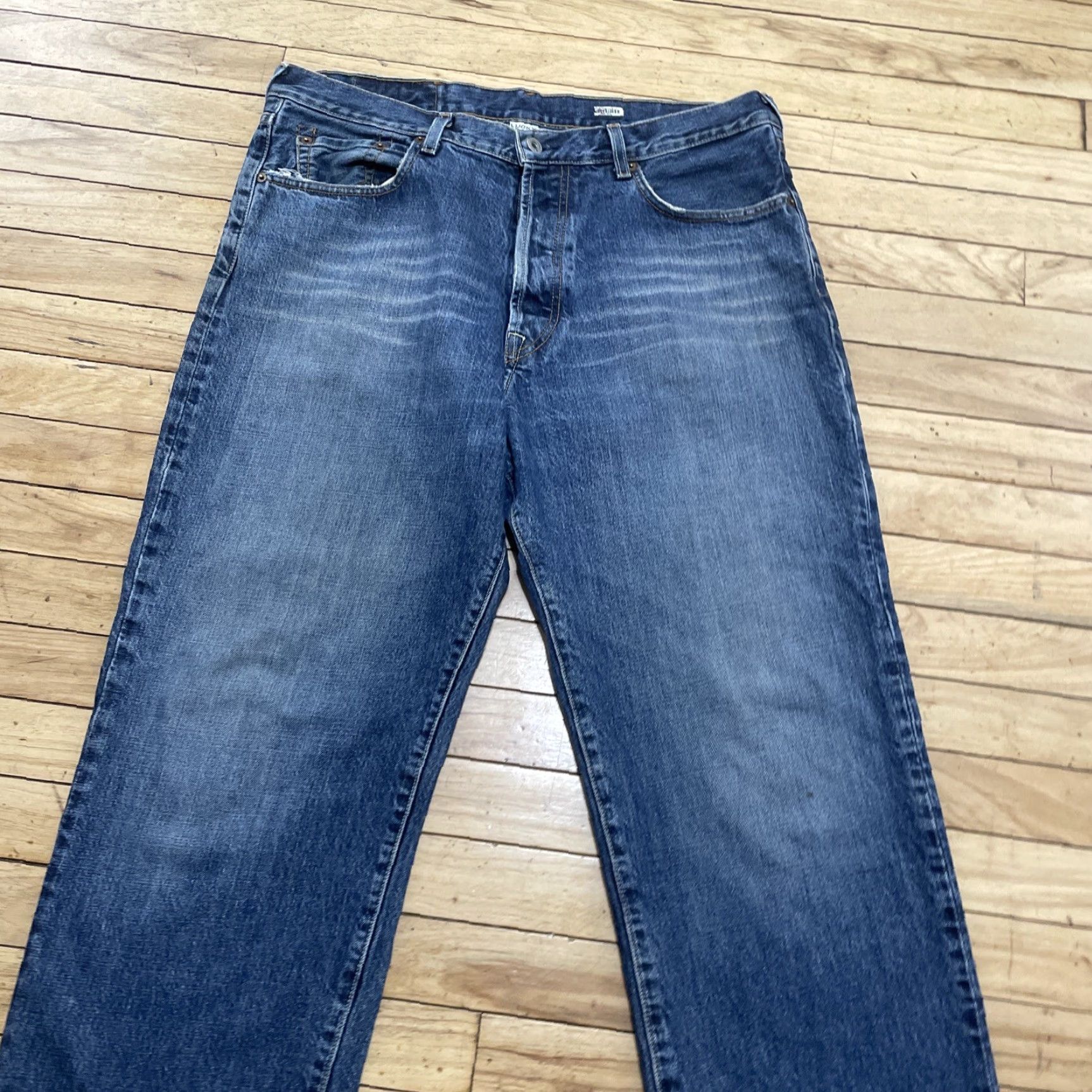 Lucky Brand VINTAGE Lucky Brand Jeans 36 X 32 Straight Rivet Fly Made USA Dungarees TV Movie Men Jeans Blue 5-Pocket Design USA Theme Y2K Streetwear Whiskers Mens Size US 36 / EU 52 - 4 Thumbnail
