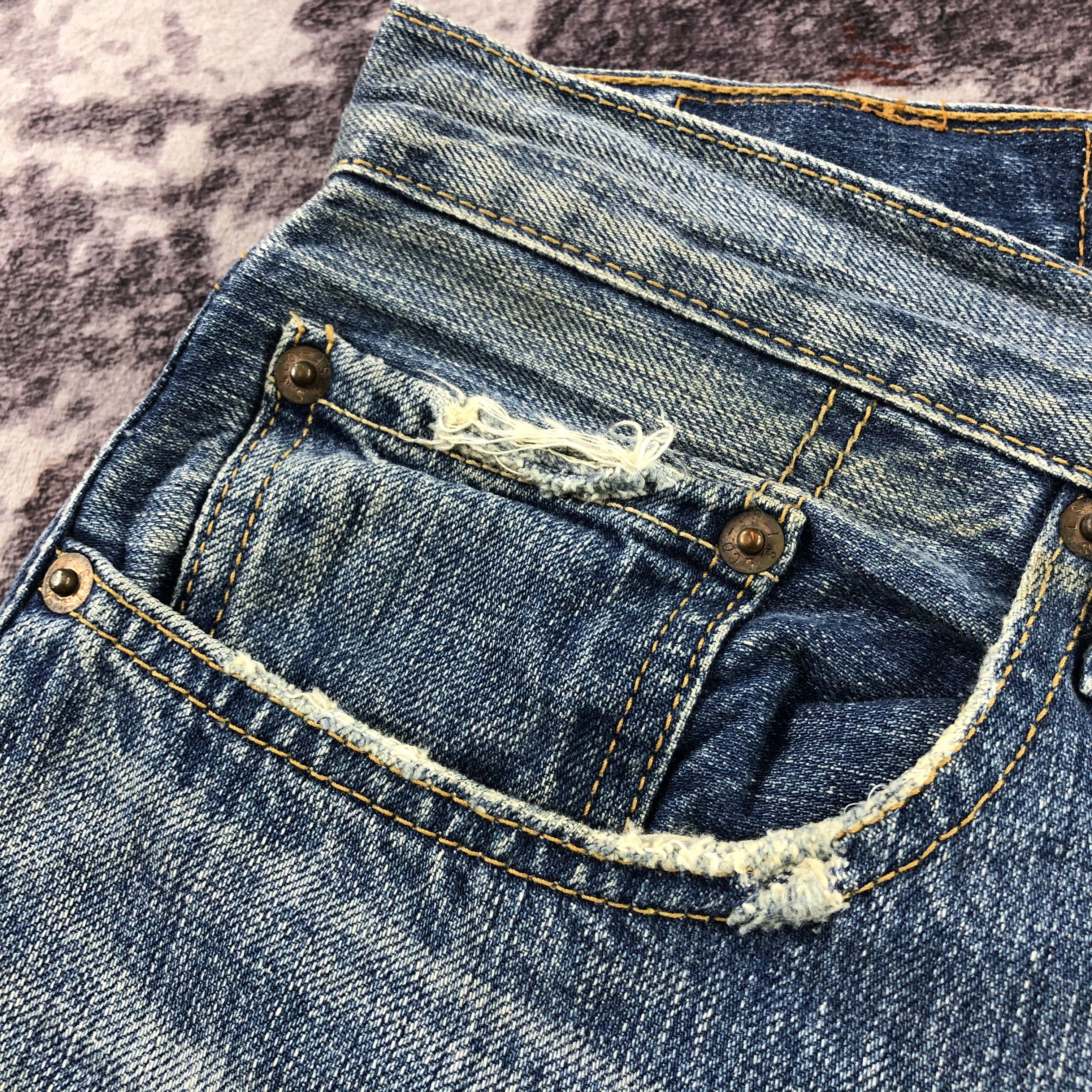 Levi's × Vintage Vintage 90s Blue Wash Levis 501 Jeans-JM2778 Size US 33 - 13 Thumbnail