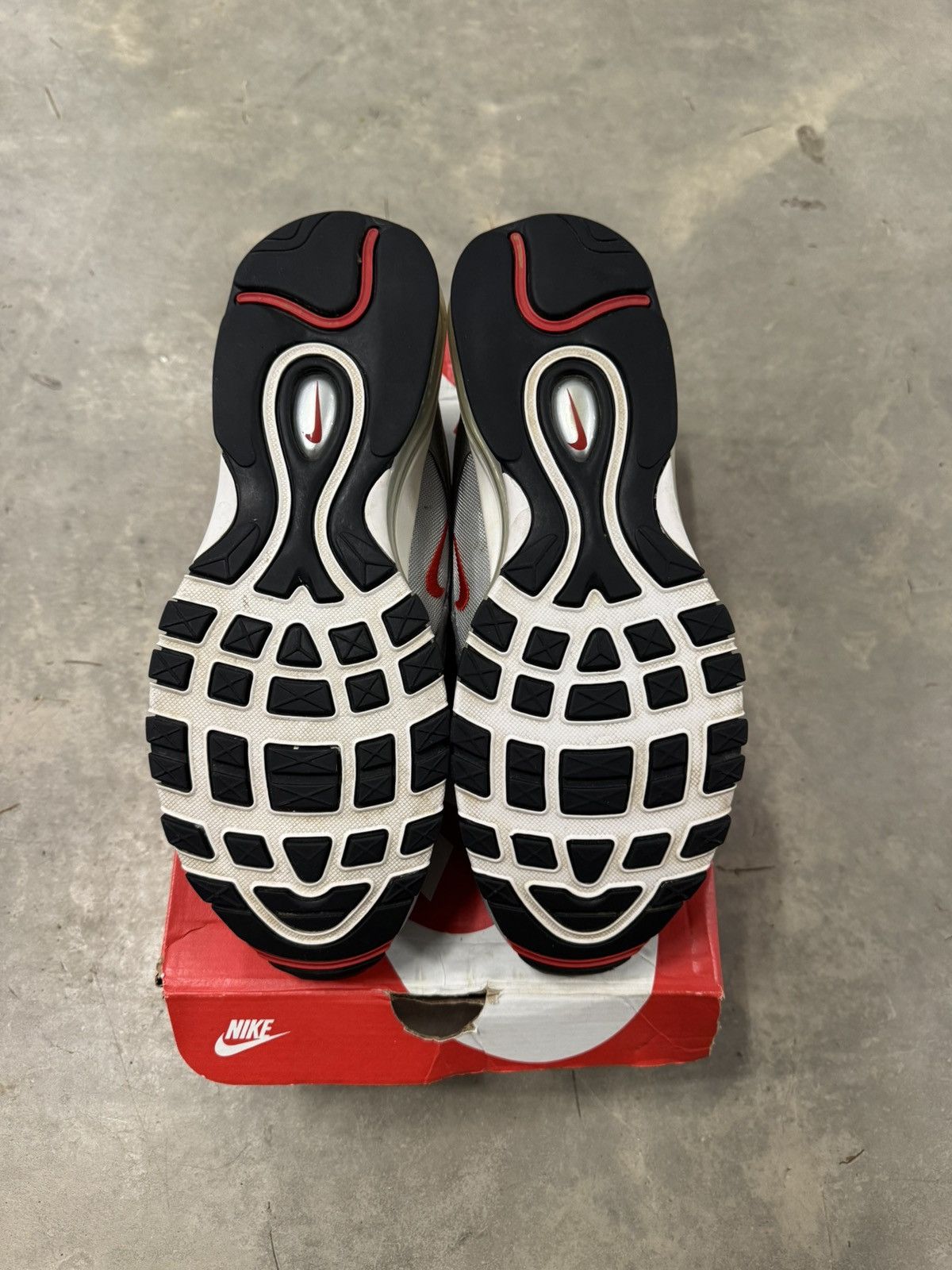 Nike Nike Air Max 97 OG Silver Bullet 2022 Size 12 Size US 12 / EU 45 - 6 Thumbnail