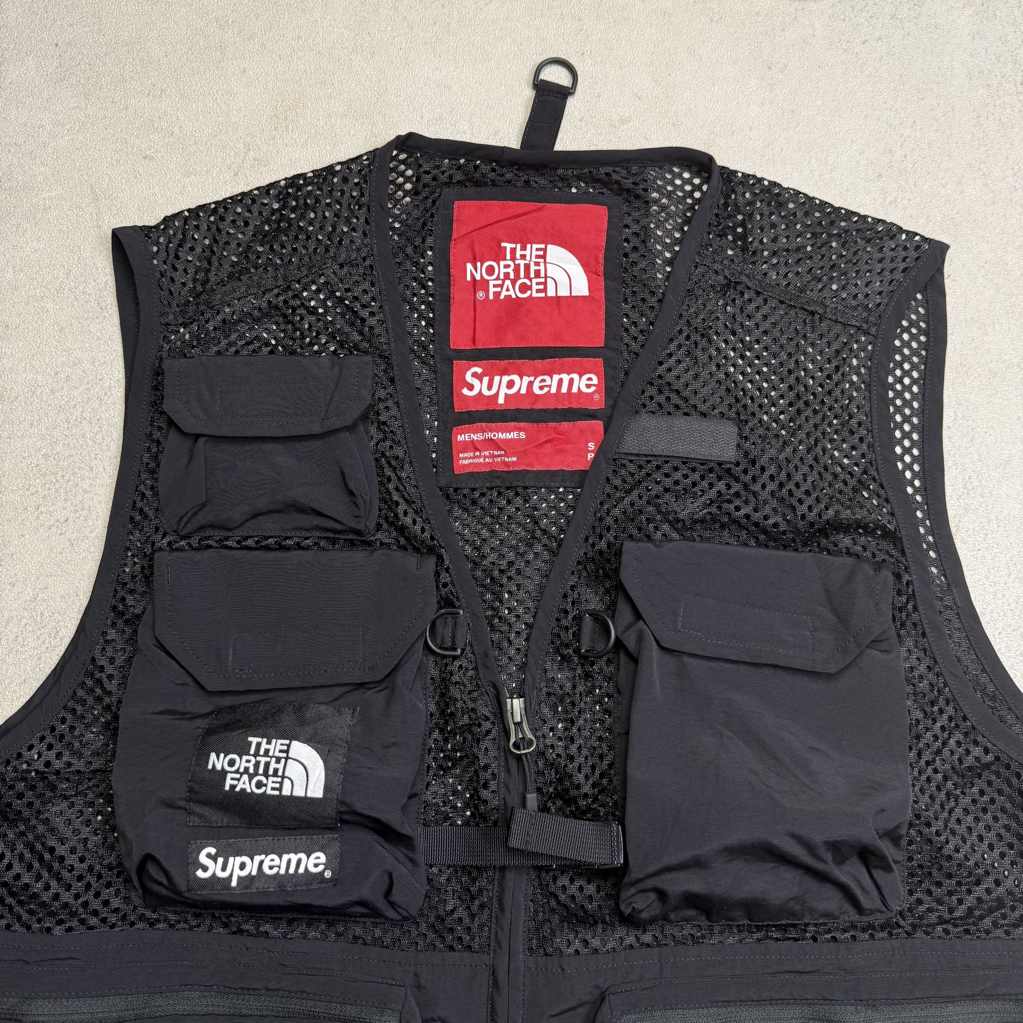 Supreme × The North Face SS2000 Supreme x The North Face Utility Vest Size US S / EU 44-46 / 1 - 4 Thumbnail