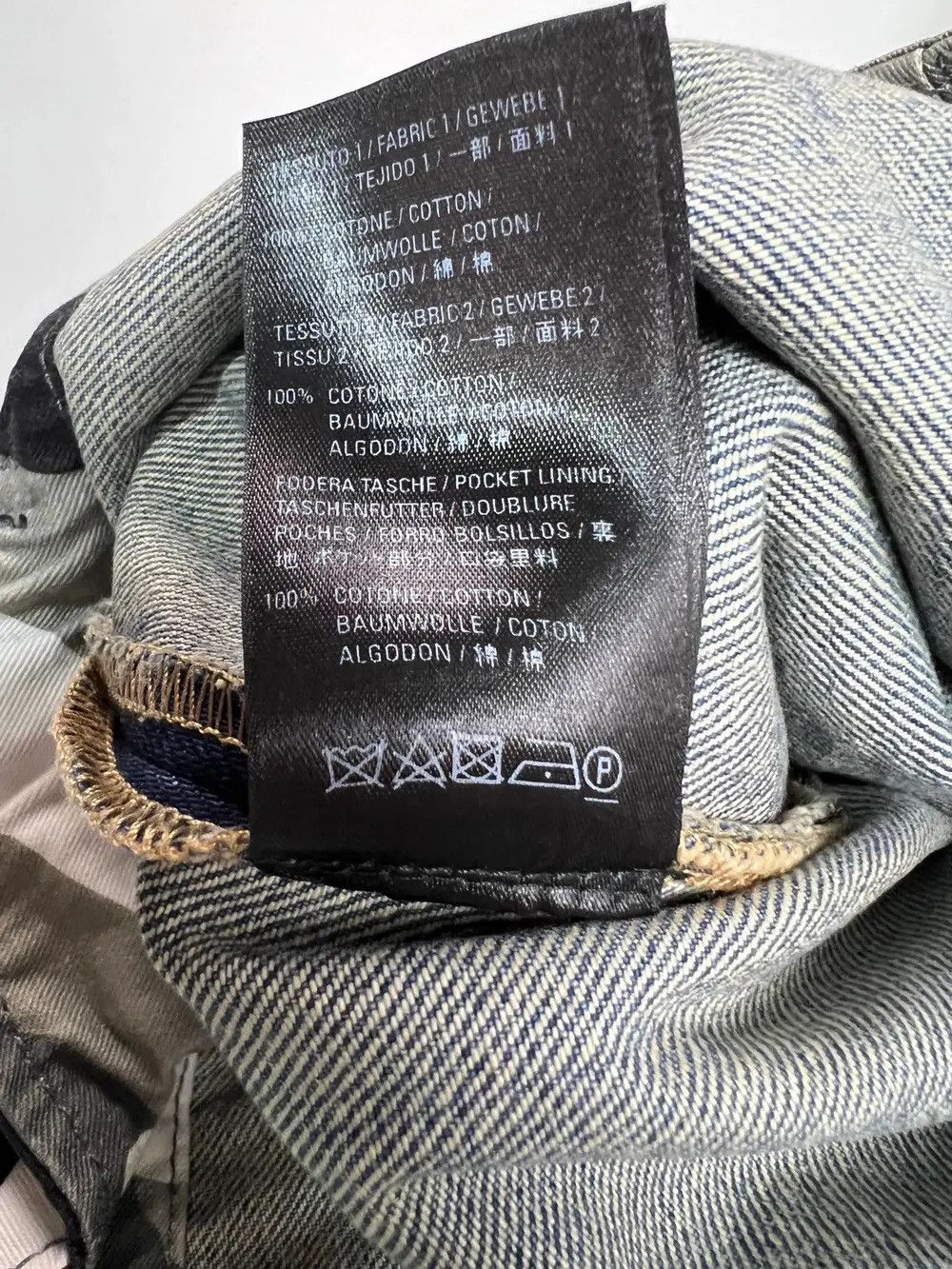 Balenciaga BALENCIAGA TROMPE LOEIL DESTROYED LAYERED SNOW CAMO SHORTS Size US 32 / EU 48 - 9 Thumbnail