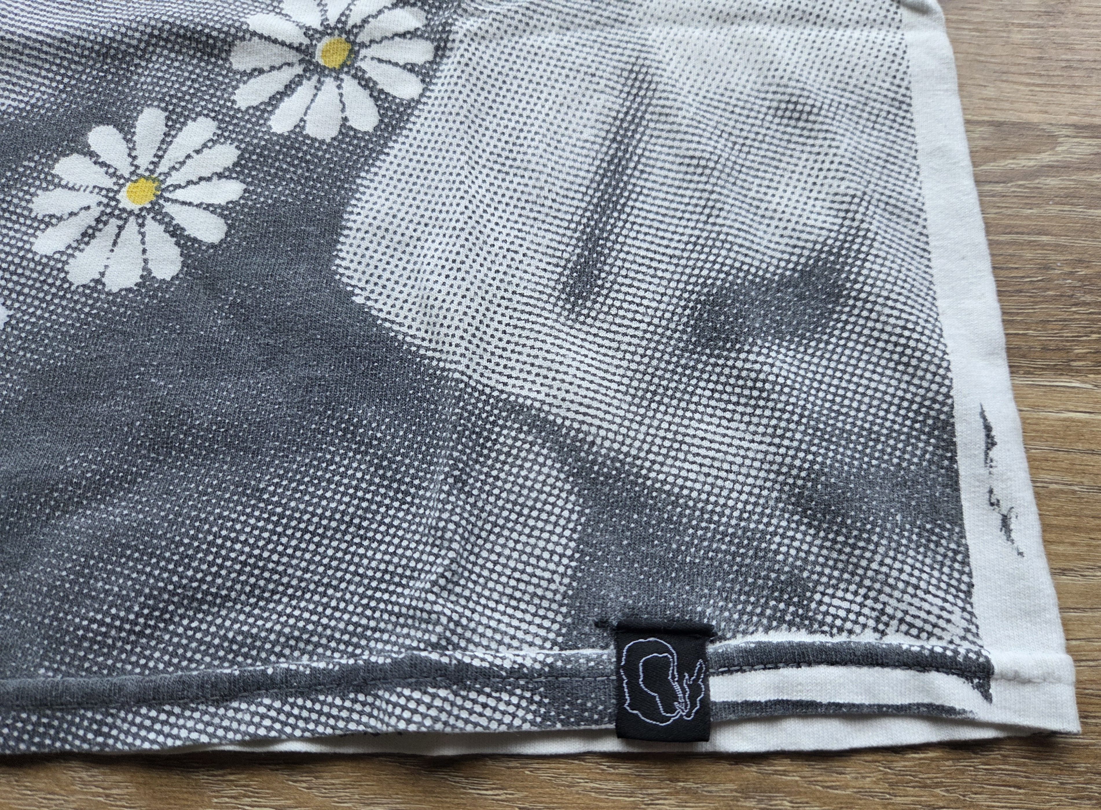 Japanese Brand ​Archival RYOTAMURAKAMI People Without Seasons Photo Print Size US M / EU 48-50 / 2 - 4 Thumbnail