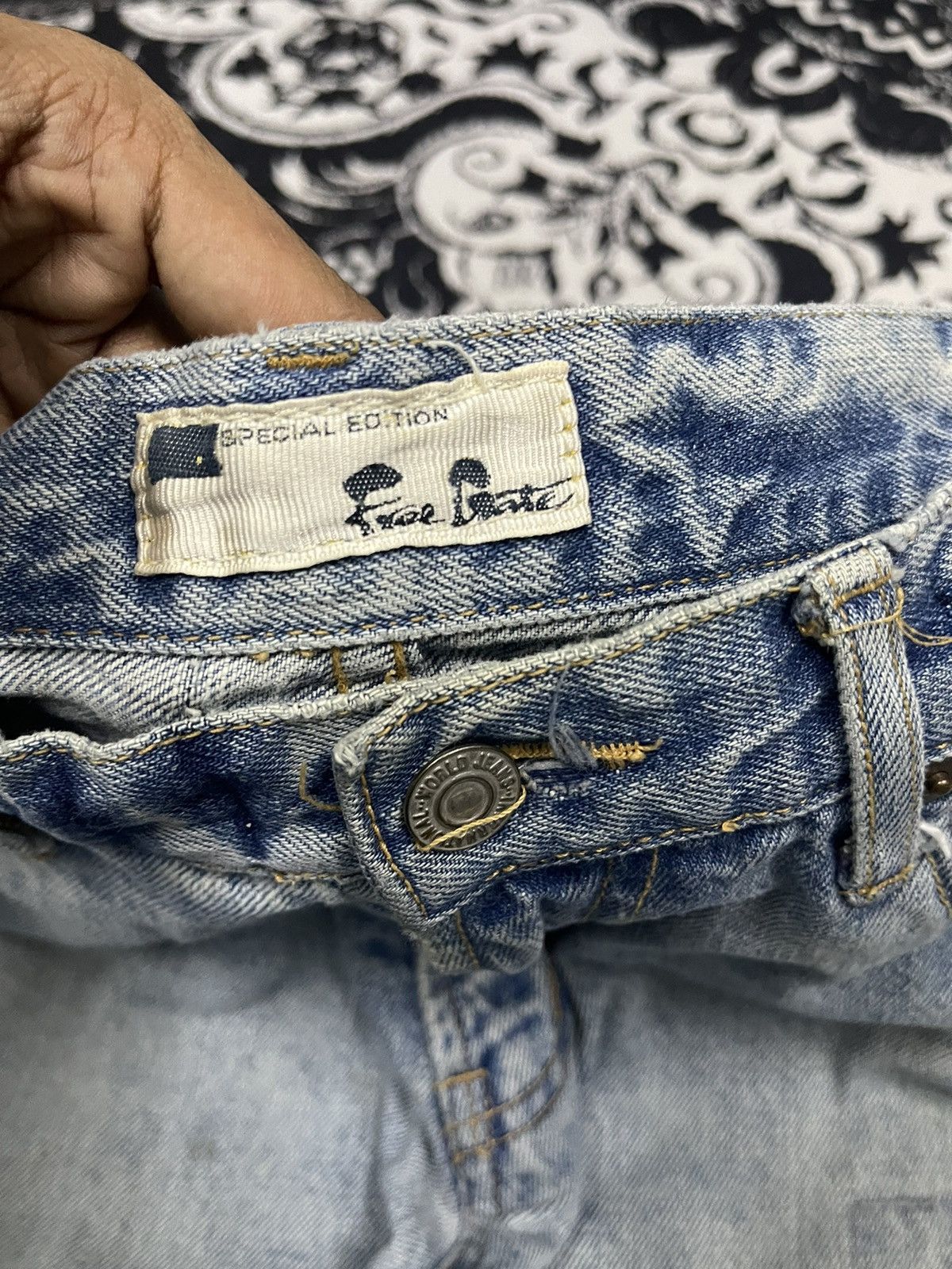 Japanese Brand 2000s JAPANESE BRAND SPECIAL EDITION BRAND FREE GATE Size US 30 / EU 46 - 10 Thumbnail