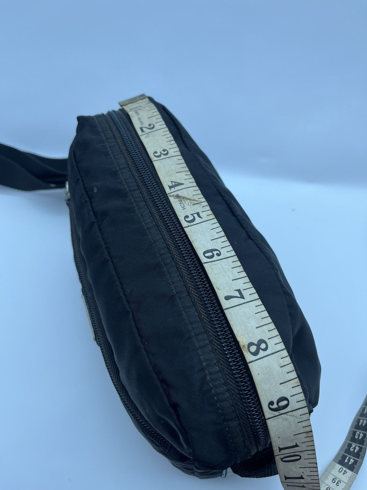 Prada Authentic PRADA Shoulder Bag Size ONE SIZE - 21 Thumbnail