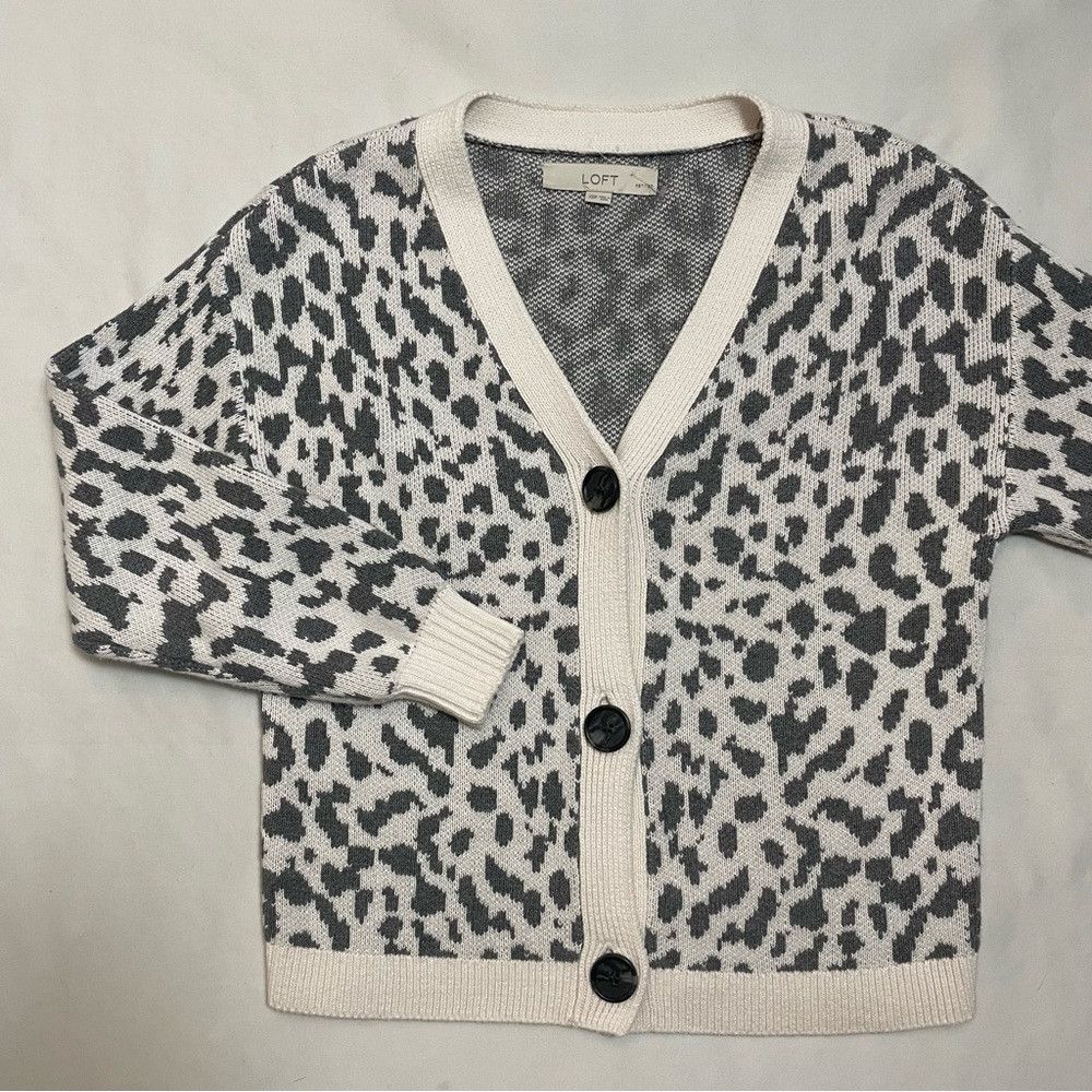 Loft New LOFT Cropped Leopard Print V-Neck Cotton Cardigan Size Size XXS / US 00 / IT 34 - 6 Thumbnail