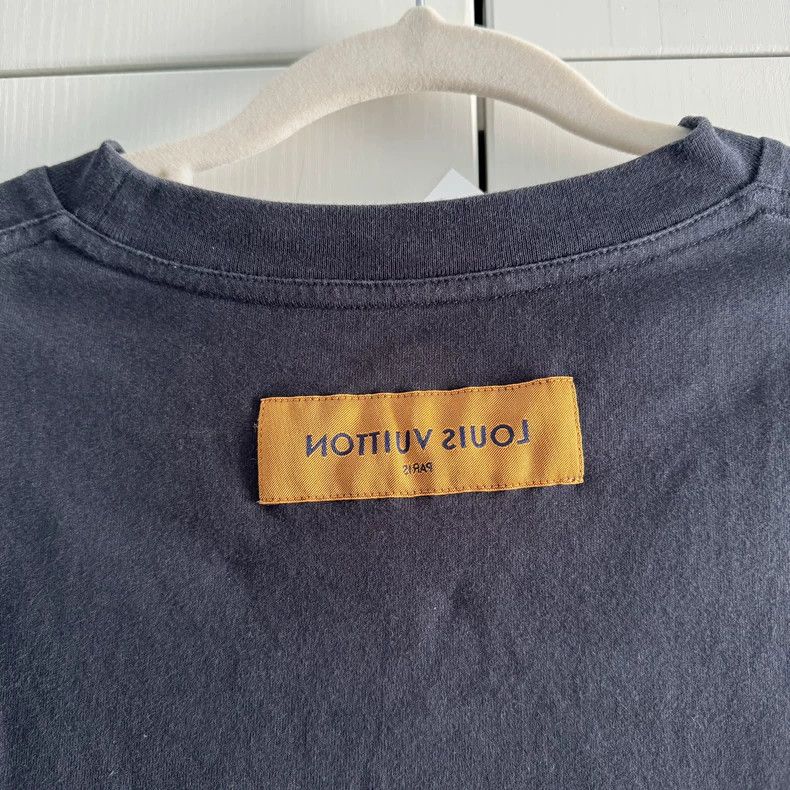 Louis Vuitton Louis Vuitton Solid Logo Short Sleeve Size US M / EU 48-50 / 2 - 8 Thumbnail