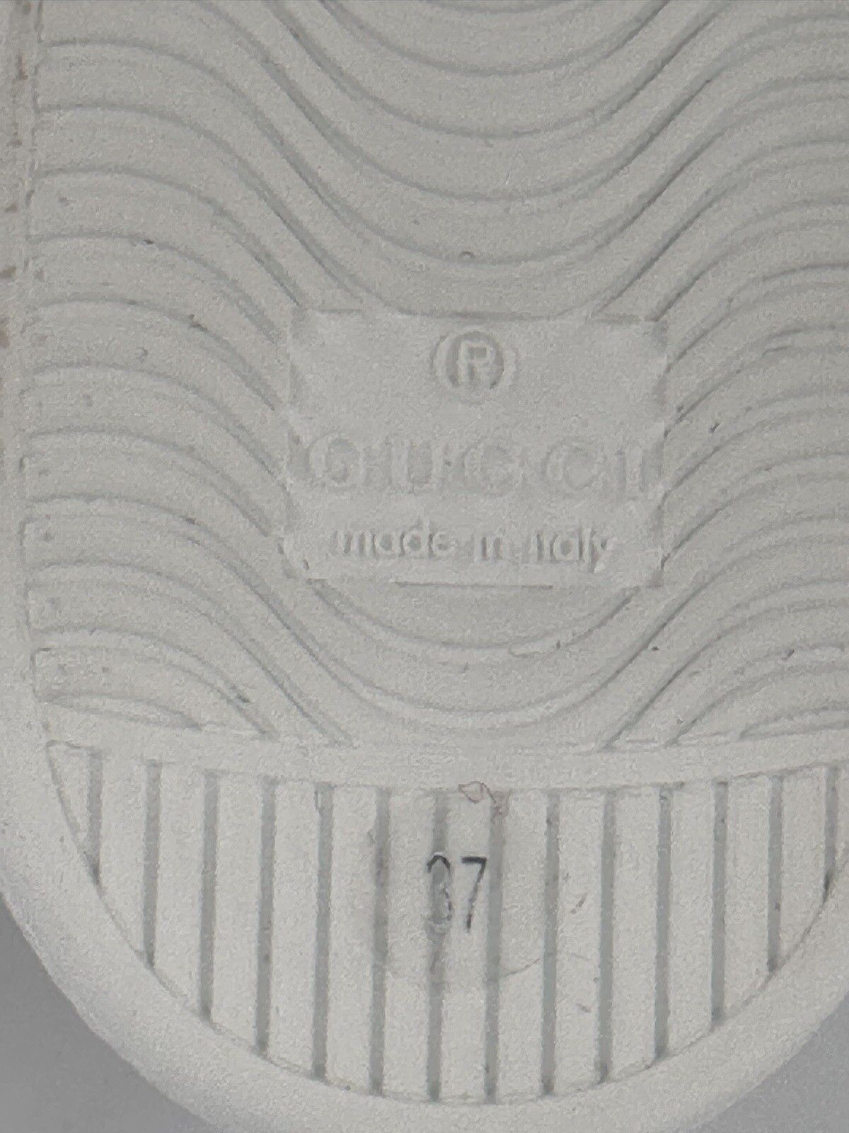 Gucci Size-IT-37/US-7 New Gucci Woman's Sneakers Size US 7 / IT 37 - 9 Thumbnail