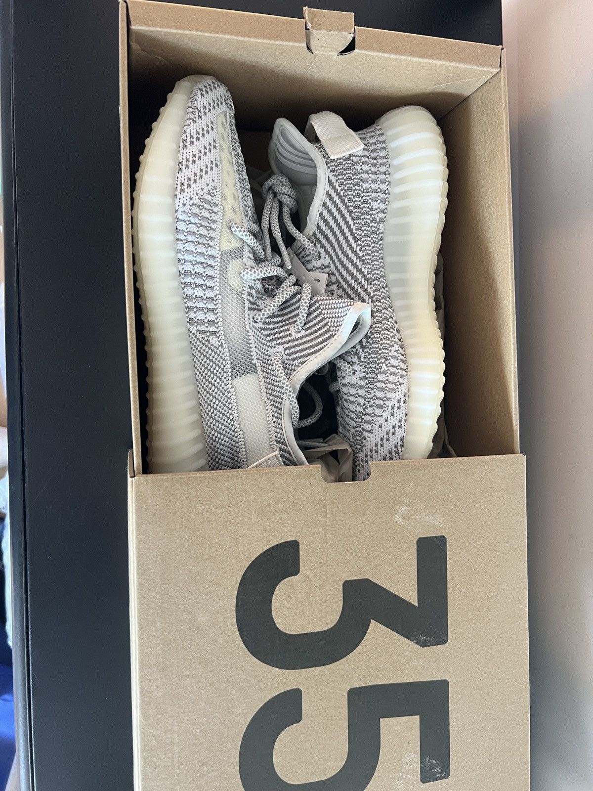 Adidas YEEZY BOOST 350 V2 STATIC Size US 8 / EU 41 - 5 Thumbnail