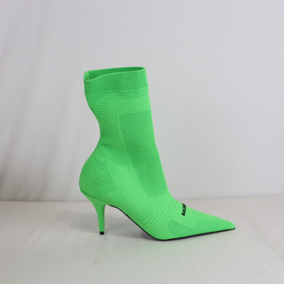 Balenciaga o1rshd1 Textured Recycled Knit Logo Boots in Fluo Green Size US 9 / IT 39 - 14 Thumbnail