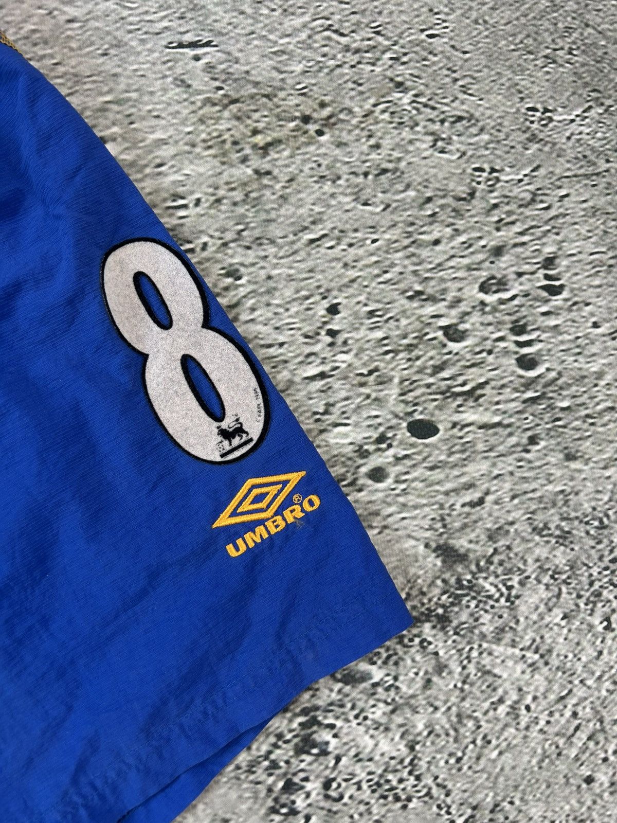 Chelsea Soccer Vintage Chelsea FC 2001 2002 Umbro shorts #8 Frank Lampard Size US 32 / EU 48 - 2 Thumbnail