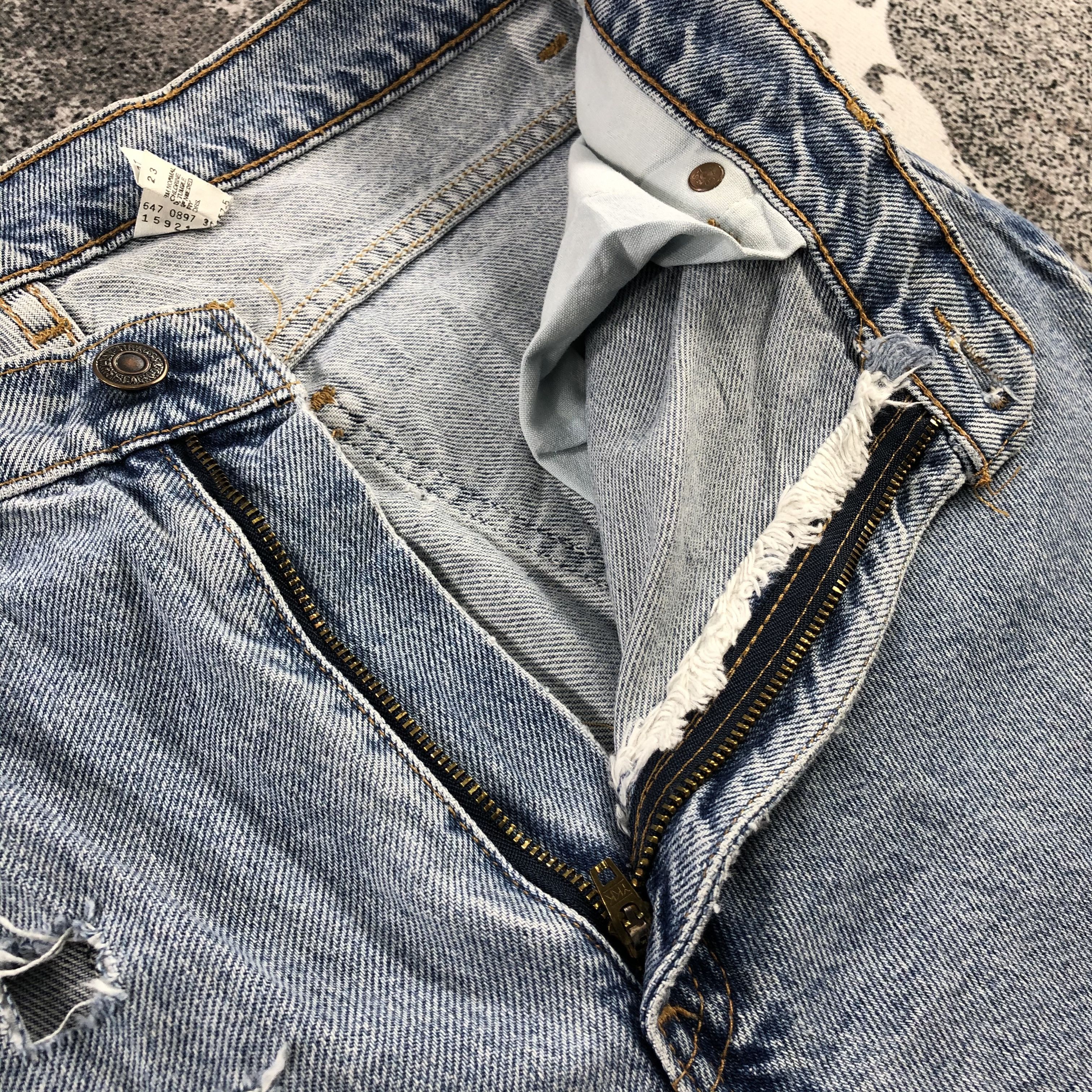 Levi's Vintage 90s Levi's 921 Jeans Medium Wash Denim KJ895 Size US 32 / EU 48 - 11 Thumbnail