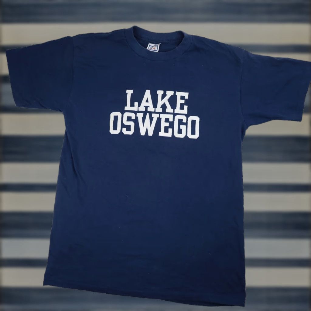 Vintage VINTAGE Lake Oswego Oregon Mens XL T-Shirt Blue Graphic Spellout Shirt Size US XL / EU 56 / 4 - 1 Thumbnail