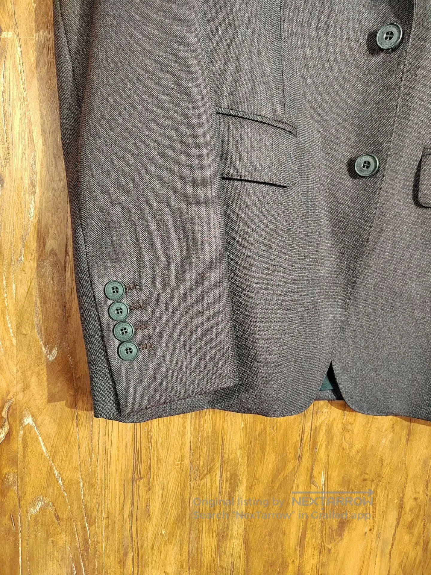 Other Burberry Men's Suit Jacket Size 44. Size US S / EU 44-46 / 1 - 5 Thumbnail