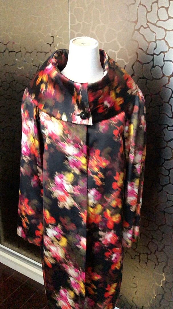 Versace Versace Full print trench coat Size M / US 6-8 / IT 42-44 - 1 Thumbnail