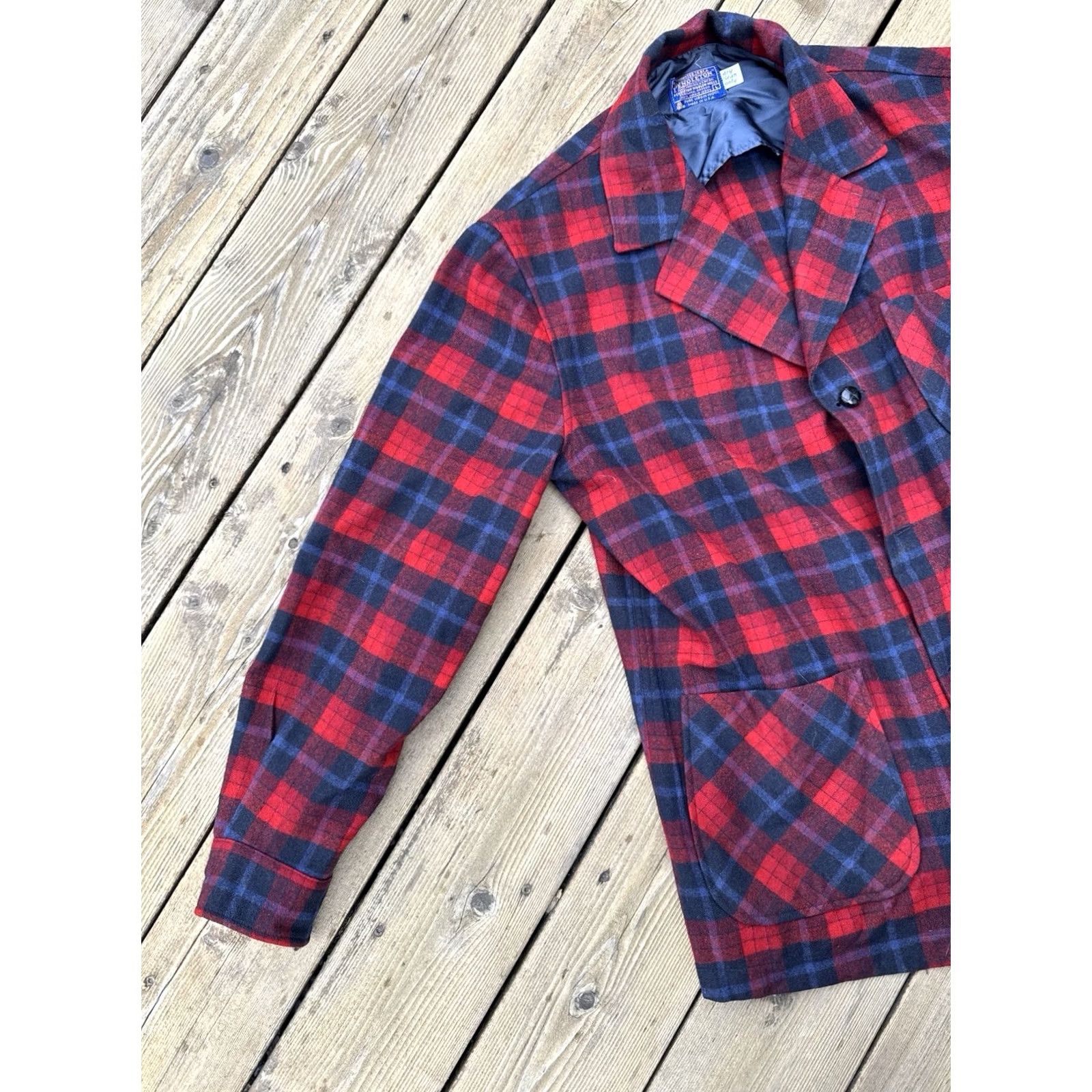 Pendleton VINTAGE Pendleton USA Jacket Wool Plaid Red Black Tartan Large 60s 70s Mens Size US L / EU 52-54 / 3 - 3 Thumbnail