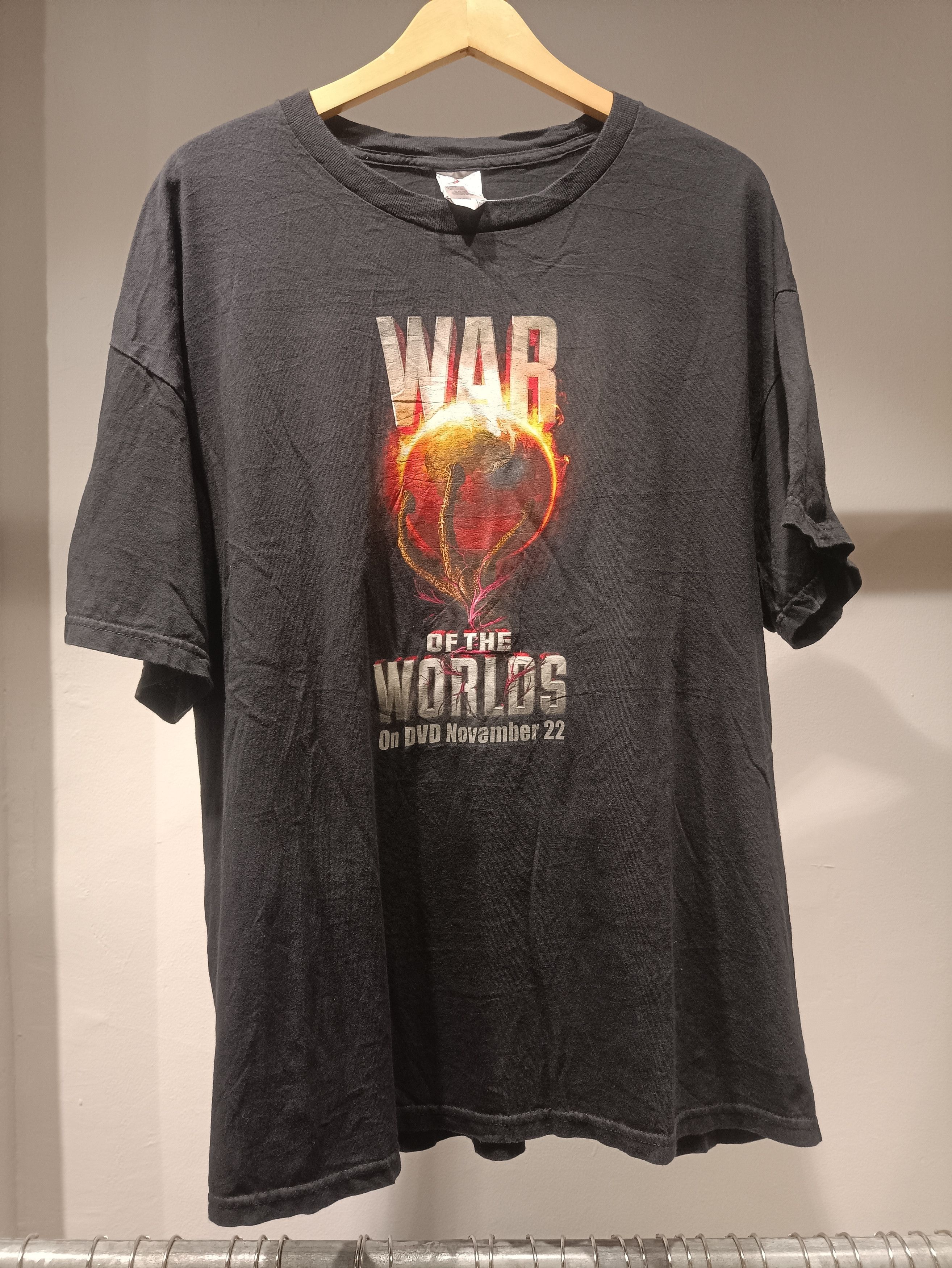 Vintage 2005 War of The Worlds Size US XL / EU 56 / 4 - 1 Thumbnail