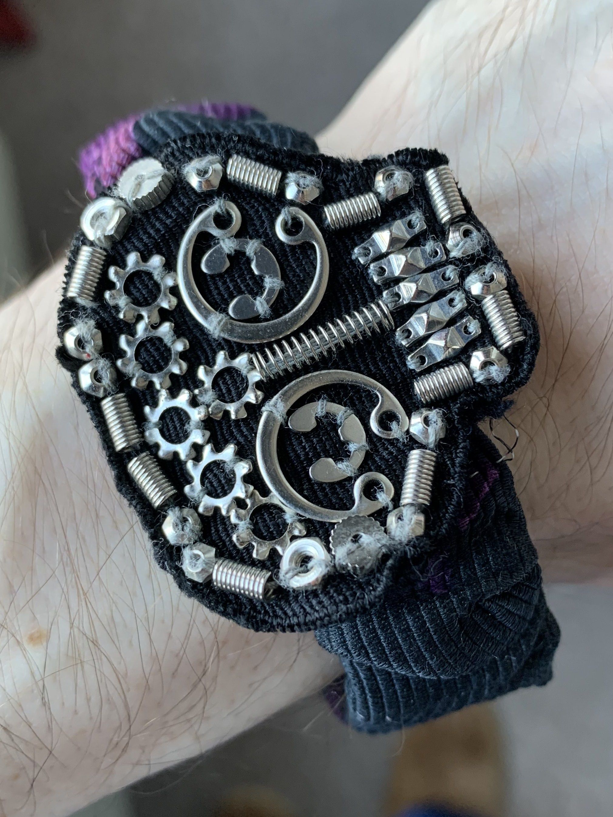 Undercover NEW Undercover Skull Steampunk Bracelet + Accessories Size ONE SIZE - 5 Thumbnail