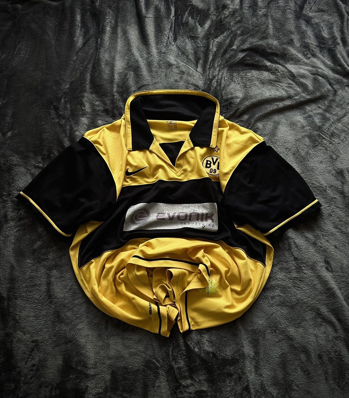 Nike nike borussia dortmund yellow jersey 07/08 vintage soccer Size US XL / EU 56 / 4 - 1 Thumbnail