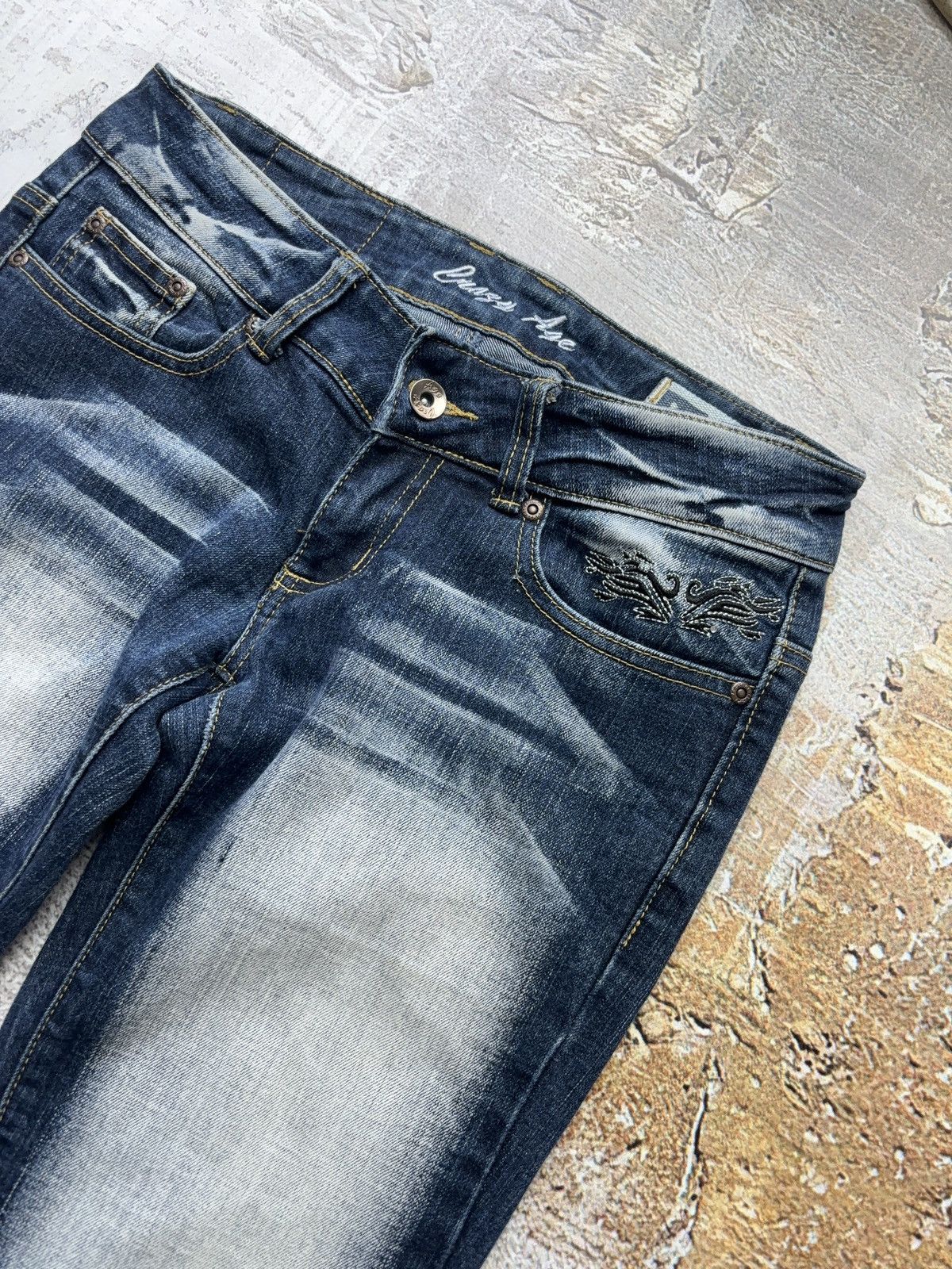 Vintage Crazy Age 00s y2k “Don’t look” flared vintage denim jeans Size 27" / US 4 / IT 40 - 4 Thumbnail