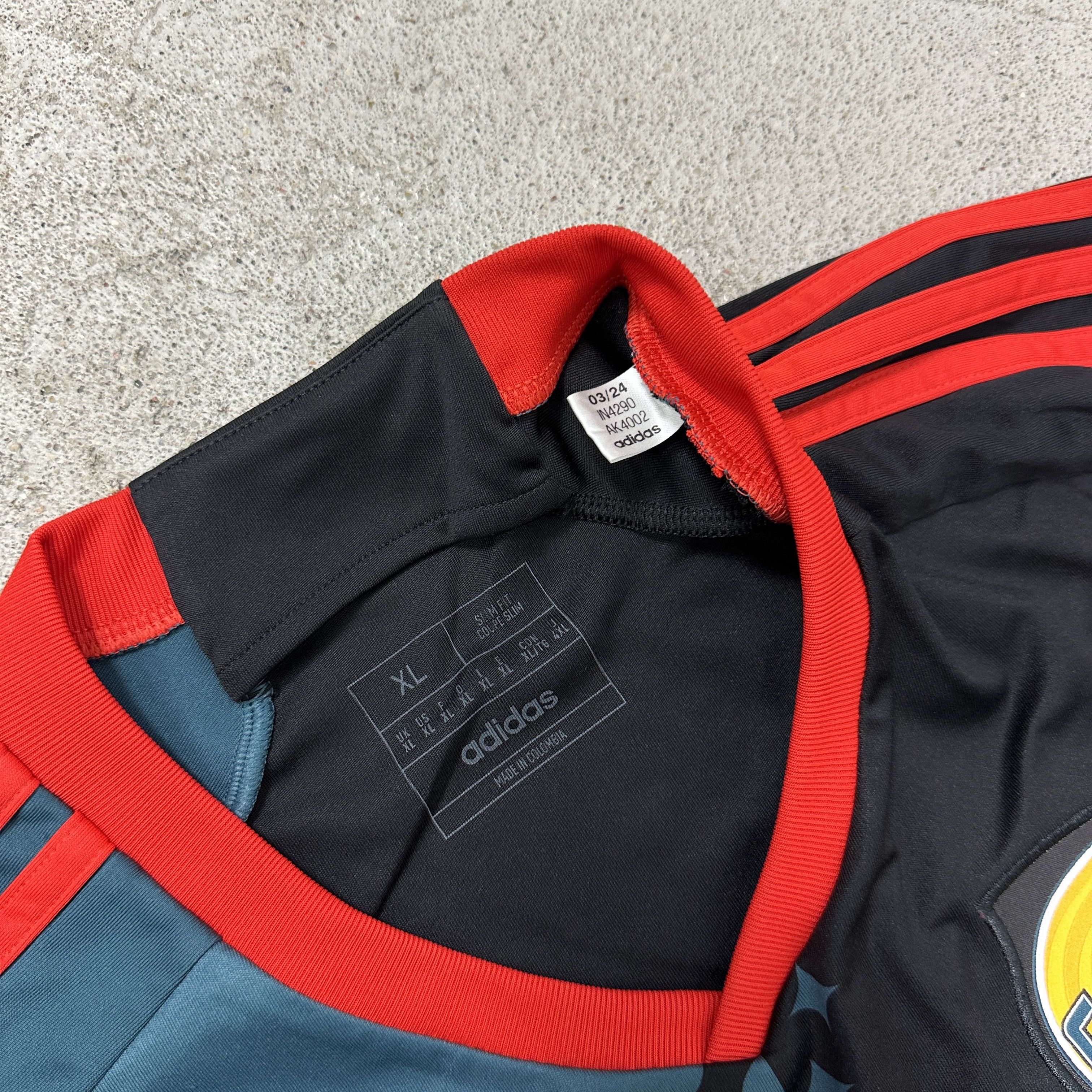Adidas Vintage Sportswear LA Galaxy 23/24 3rd Kit Jersey 00s Size US XL / EU 56 / 4 - 3 Thumbnail
