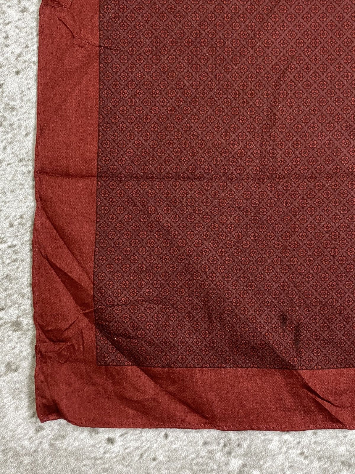 Burberry Burberry Handkerchief / Bandana / Neckerchief Size ONE SIZE - 4 Thumbnail