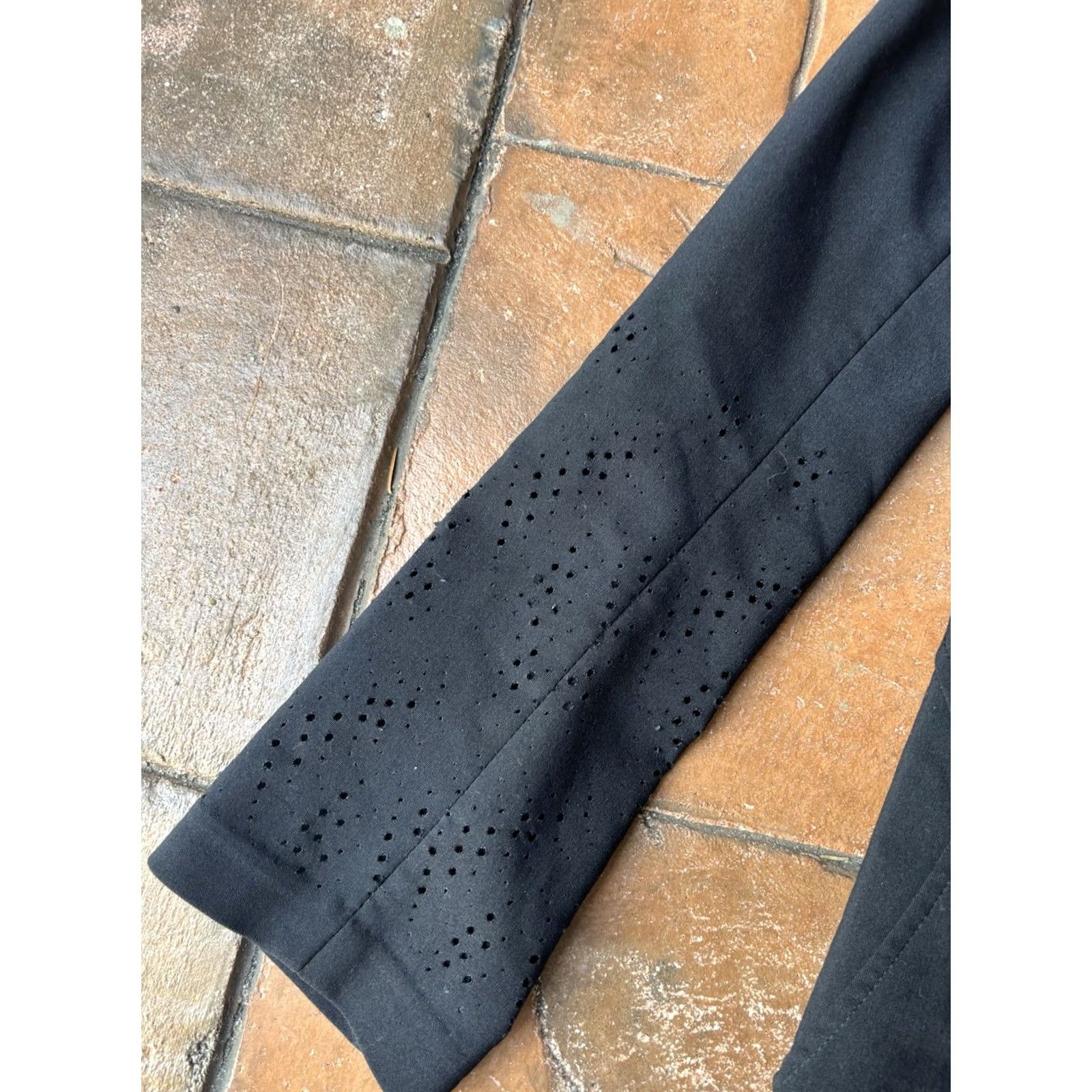Vintage VINTAGE Cynthia Steffe Dress Coat Trench Coat Jacket Women’s 1/2 Black Gray Long Sleeve Buttoned Lined Woven Polyester Weathergear 90s Mens? Women’s Size XS / US 0-2 / IT 36-38 - 6 Thumbnail