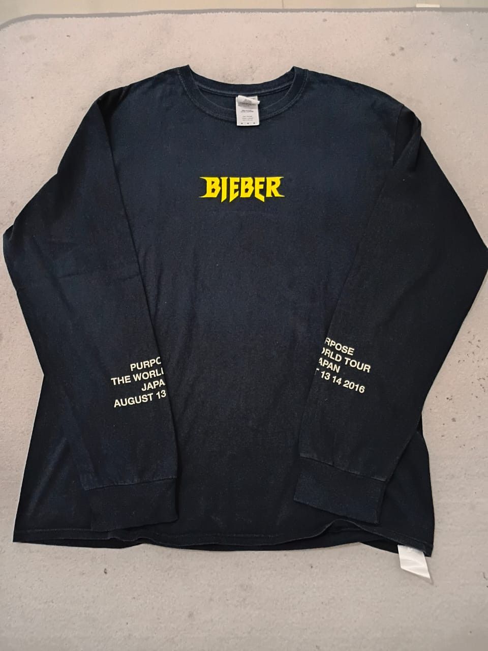 Band Tees very rare Justin Bieber Purpose tour Monkey time Japan 2016 Size US M / EU 48-50 / 2 - 6 Thumbnail