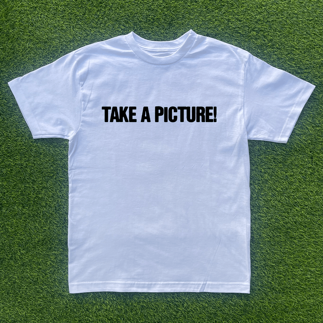 Vintage TAKE A PICTURE TSHIRT Size US L / EU 52-54 / 3 - 1 Preview