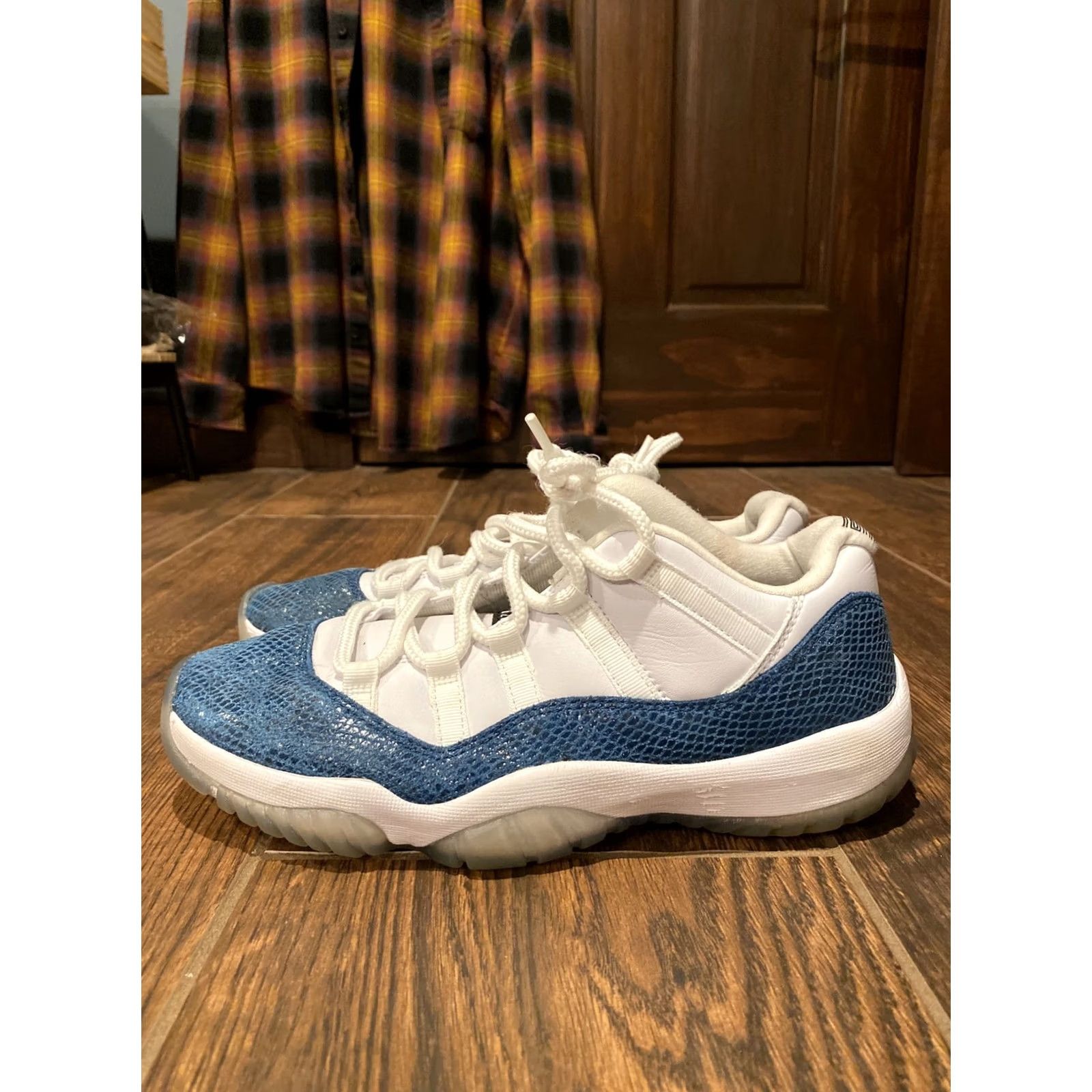 Nike Nike Air Jordan 11 Retro Low Snake Navy (2019) CD6846-102 Size 8 Mens Shoes Sneaker Leather Navy Snake 2019 Size US 8 / EU 41 - 5 Thumbnail