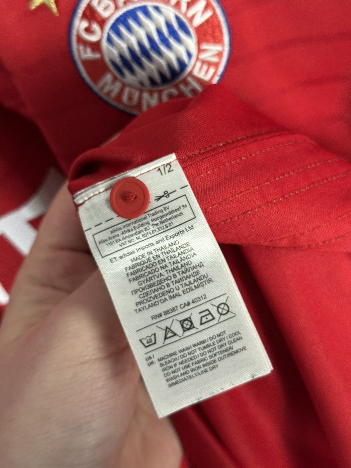 Adidas Sanches Bayern Munich Jersey Home football shirt 2016 Adidas Size US S / EU 44-46 / 1 - 11 Thumbnail