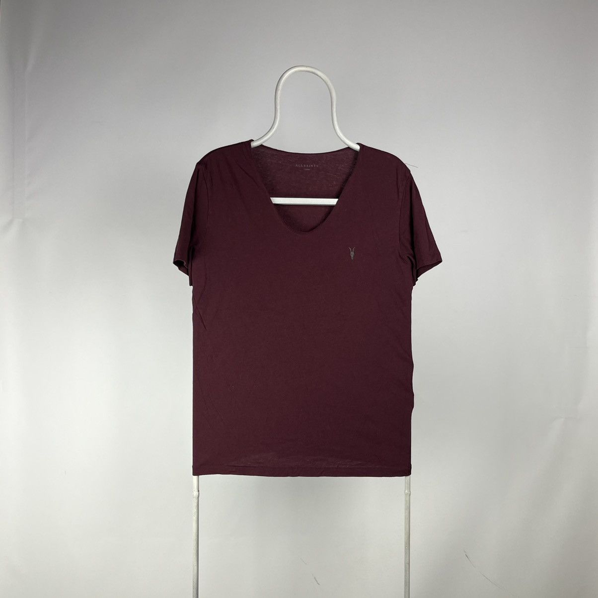 Allsaints Allsaints tshirt v-neck classic size Large Size US L / EU 52-54 / 3 - 1 Thumbnail