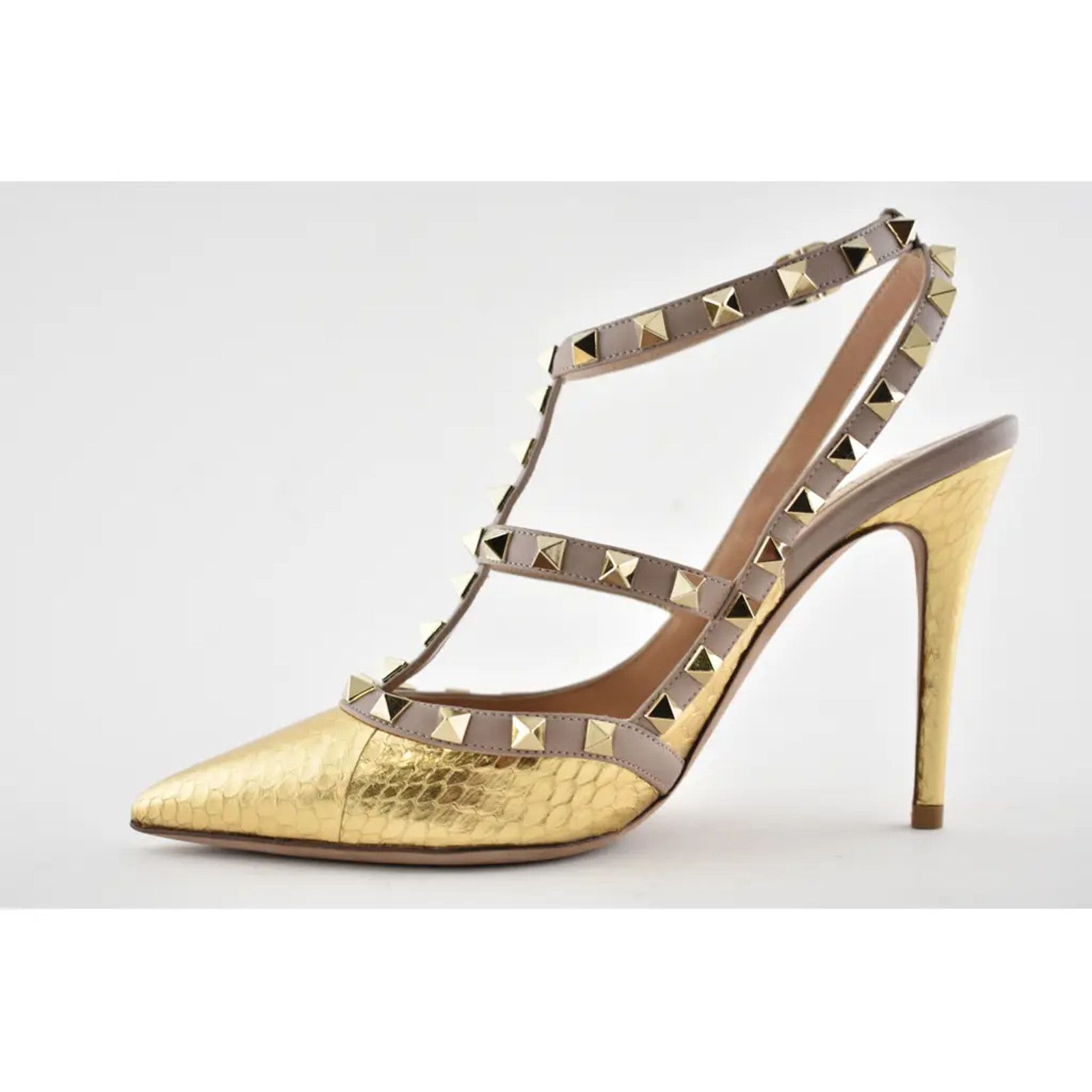 Valentino Rockstud Poudre T Ankle Strap Pointed Sandal Heel Pump 35 Size US 5 / IT 35 - 9 Thumbnail