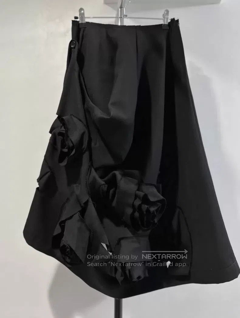 Comme des Garcons Comme des Garcons size S 3D Rose Print Skirt Size 23" - 2 Thumbnail