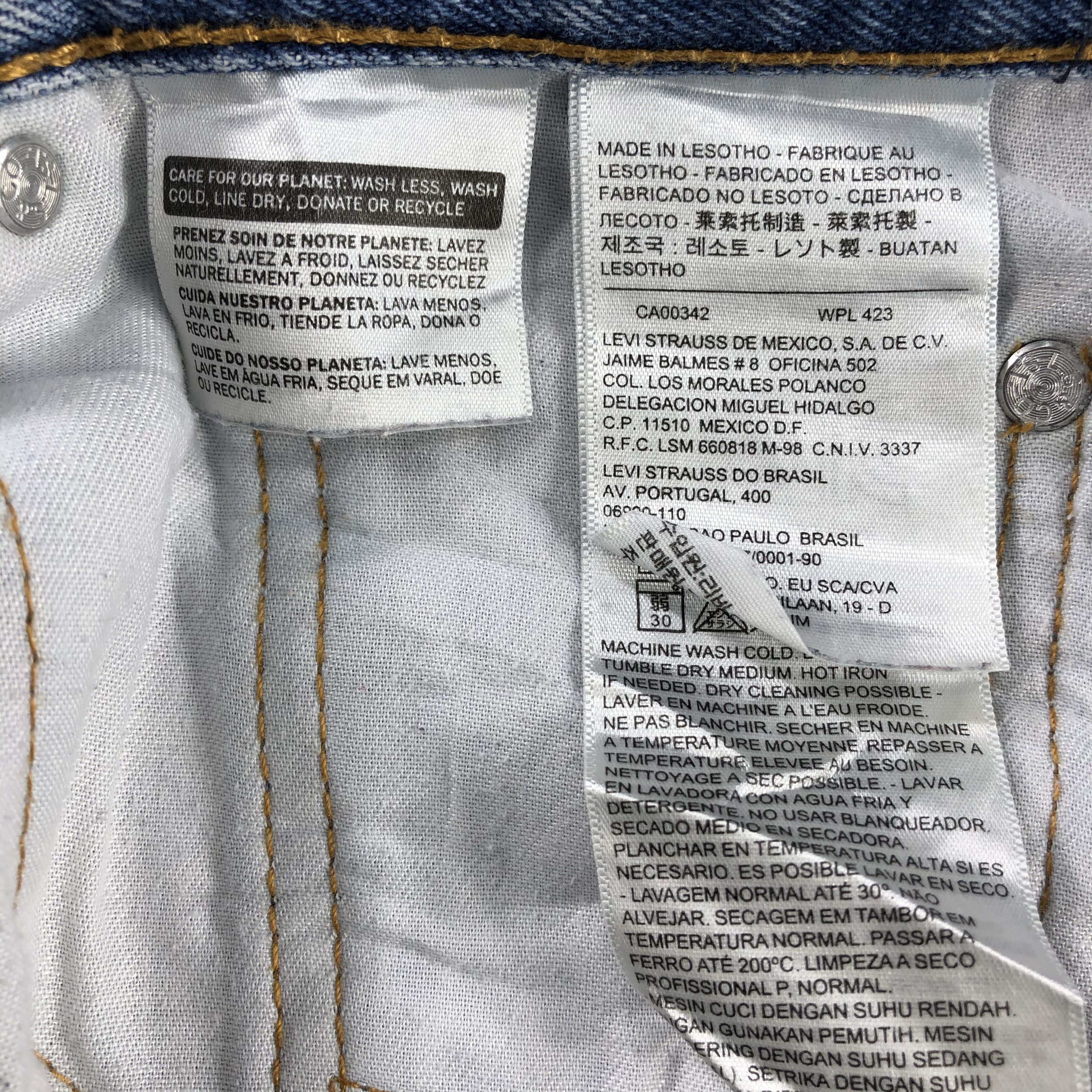 Levi's Vintage Levi's 505 Jeans Faded Blue Denim KJ838 Size US 33 - 12 Thumbnail