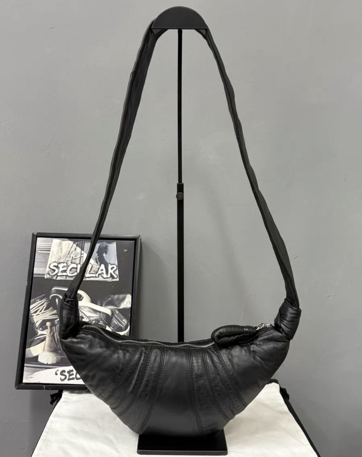 Lemaire Lemaire Black Small Croissant Bag KKKK6 Size ONE SIZE - 6 Thumbnail