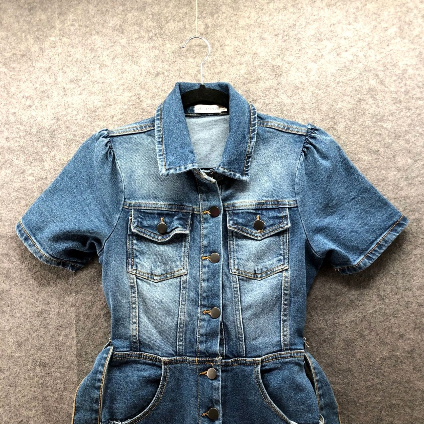 AVEC LES FILLES Avec Les Filles Denim Jumpsuit Womens 26 Blue Short Sleeve Belted Straight Leg Size 26" / US 2 / IT 38 - 5 Thumbnail
