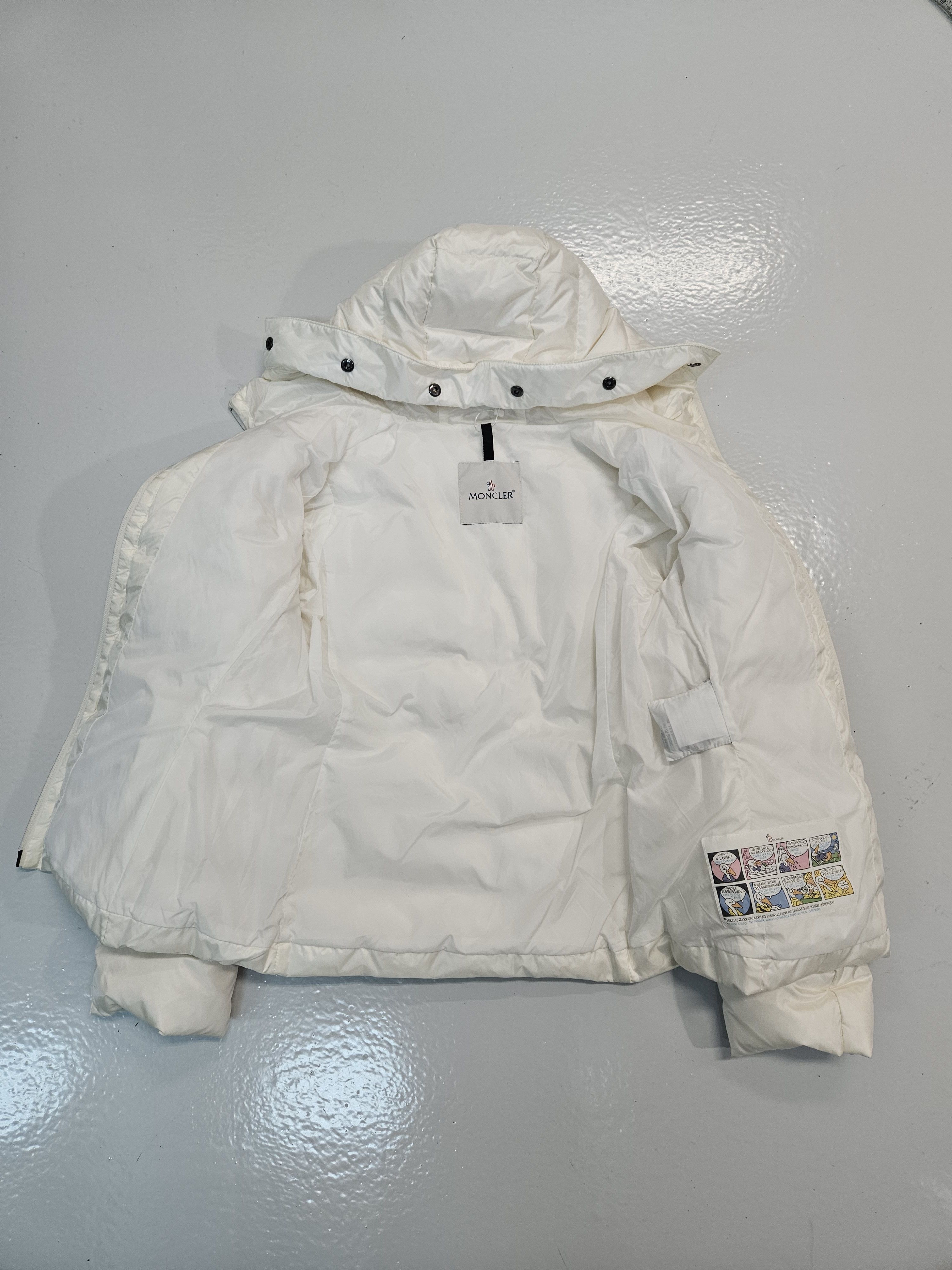 Moncler Moncler hooded puffer jacket with badge Size XS / US 0-2 / IT 36-38 - 16 Thumbnail