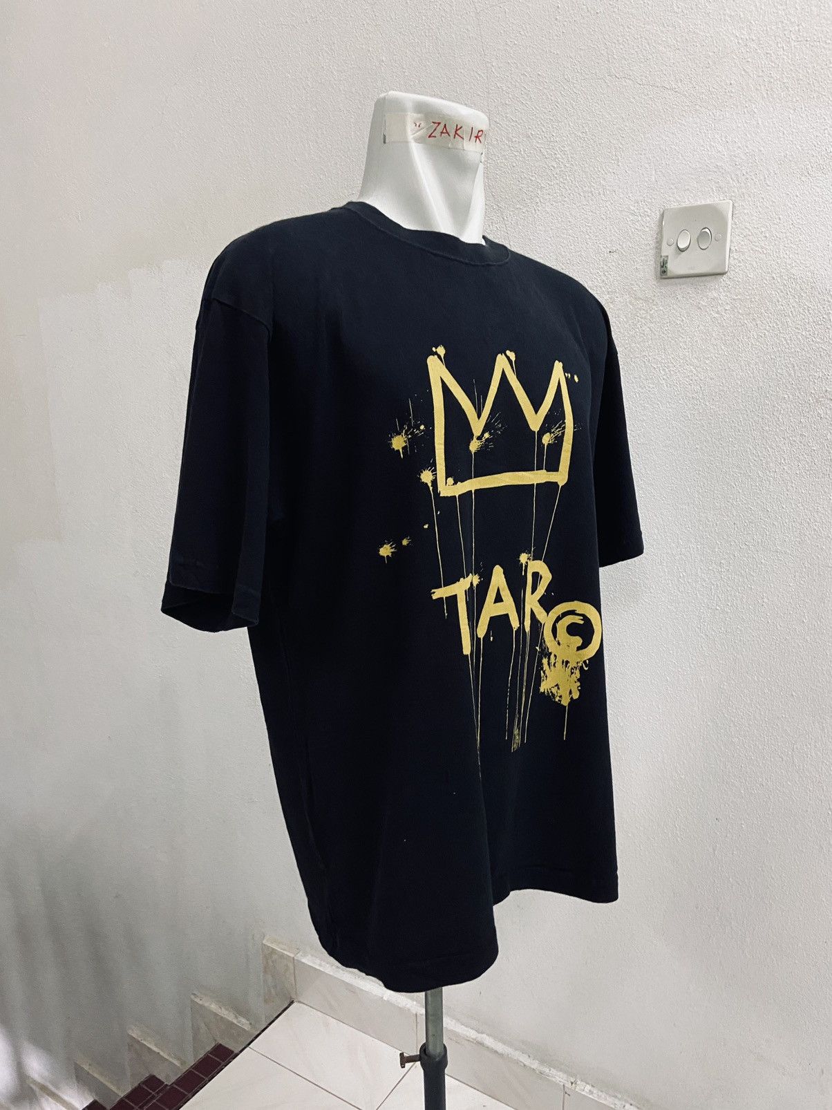 Jean-Michel Basquiat × Uniqlo JEAN MICHEL BASQUIAT x Uniqlo TEE Size US L / EU 52-54 / 3 - 4 Thumbnail