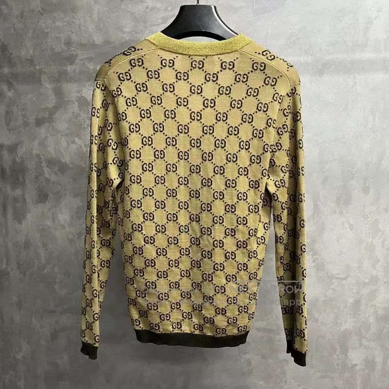 Gucci Gucci Gold thread full logo button V-neck coat Size US S / EU 44-46 / 1 - 2 Thumbnail