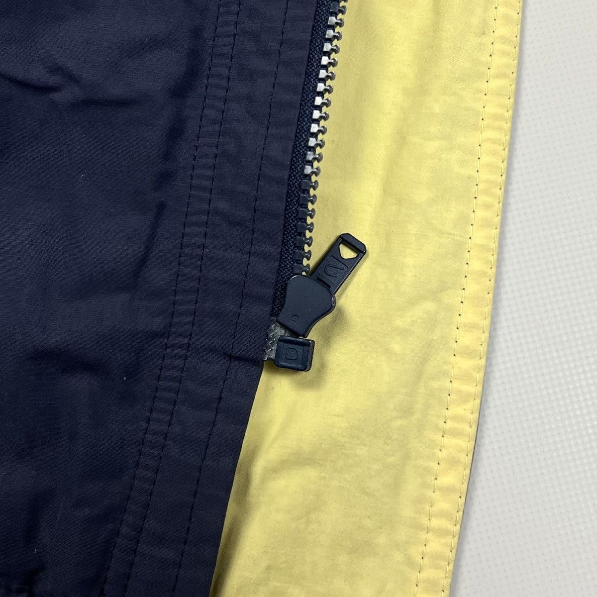Burberry × Vintage Auth Vintage Burberrys Logo Cotton Jacket Men’s Size M-L Size US L / EU 52-54 / 3 - 22 Thumbnail