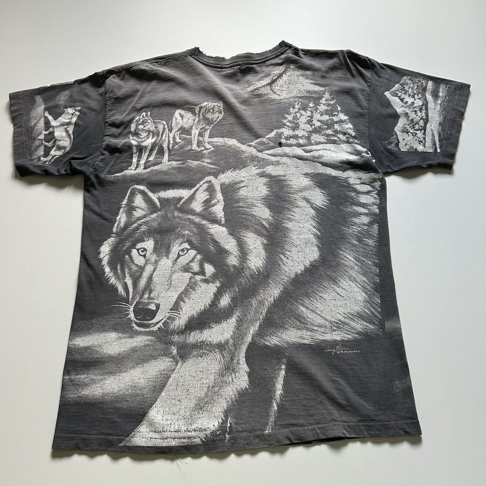 Vintage 90s Wolf AOP Animal Art T Shirt XL Faded Black Rare, image size:1600x1600