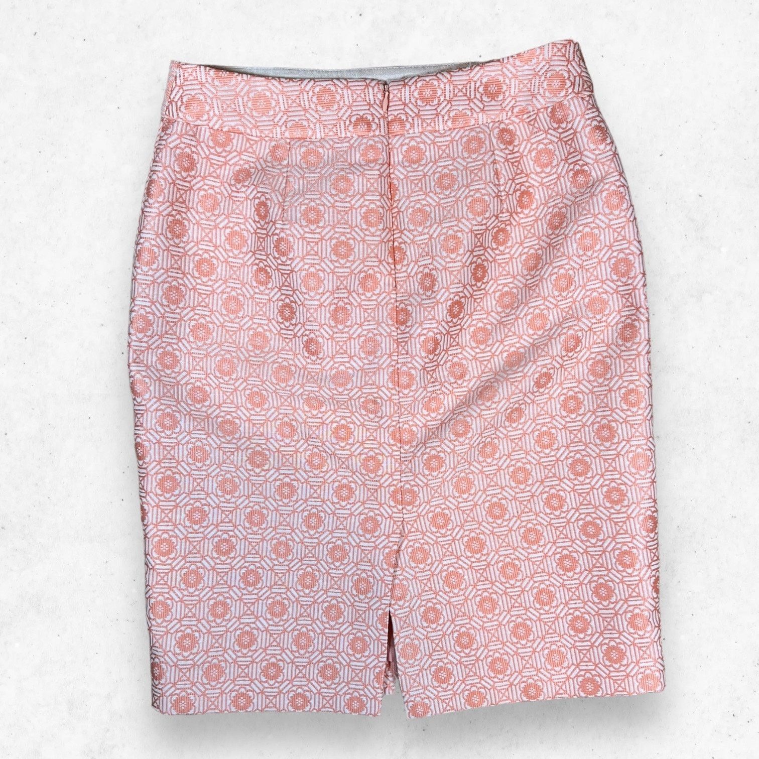 Banana Republic Banana Republic Peach and Cream Geometric Print Skirt Size 4 Size 27" / US 4 / IT 40 - 2 Thumbnail