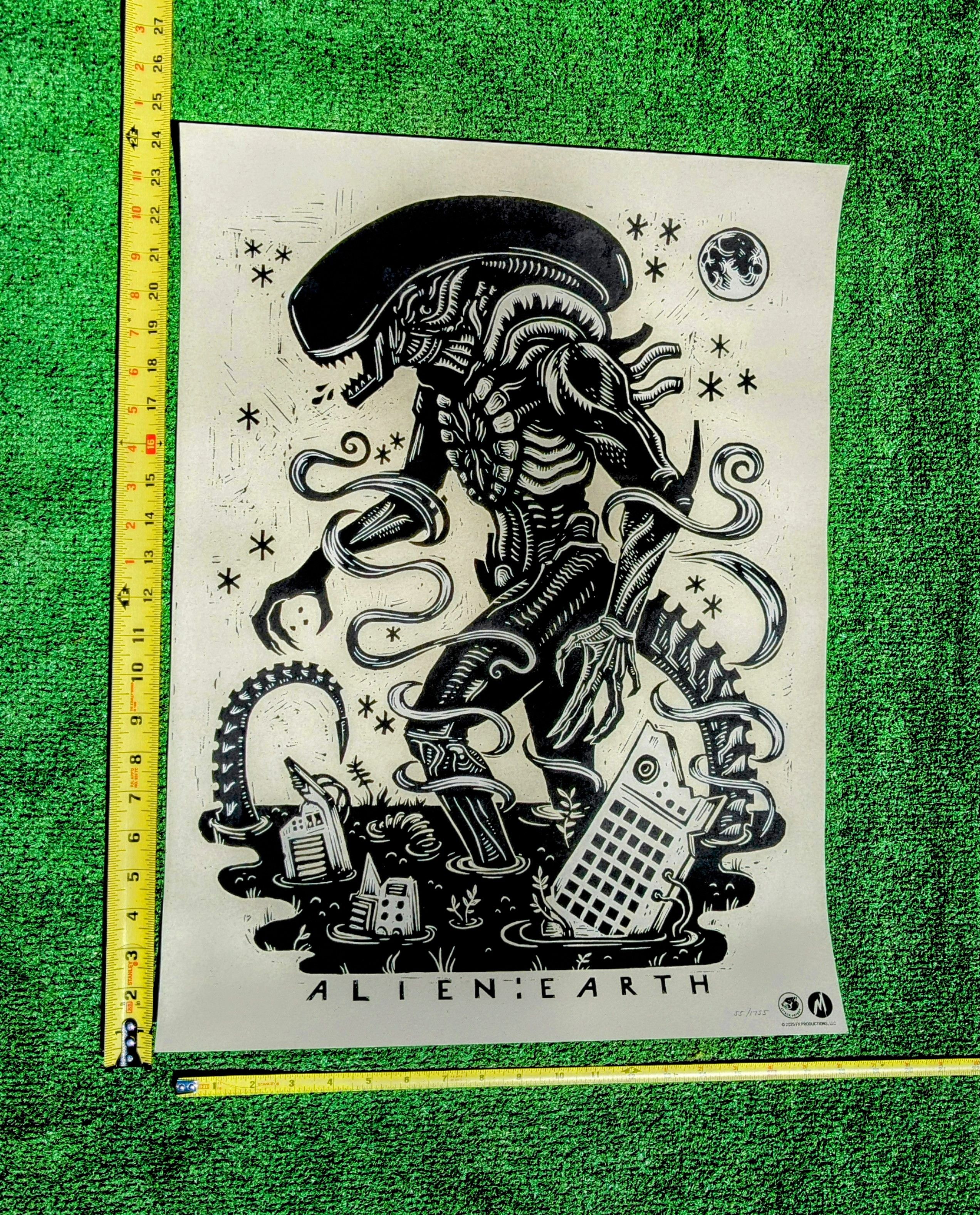 Other ALIEN EARTH SDCC 2025 Hall H Mondo Limited Poster #1638/1755 Size ONE SIZE - 2 Thumbnail