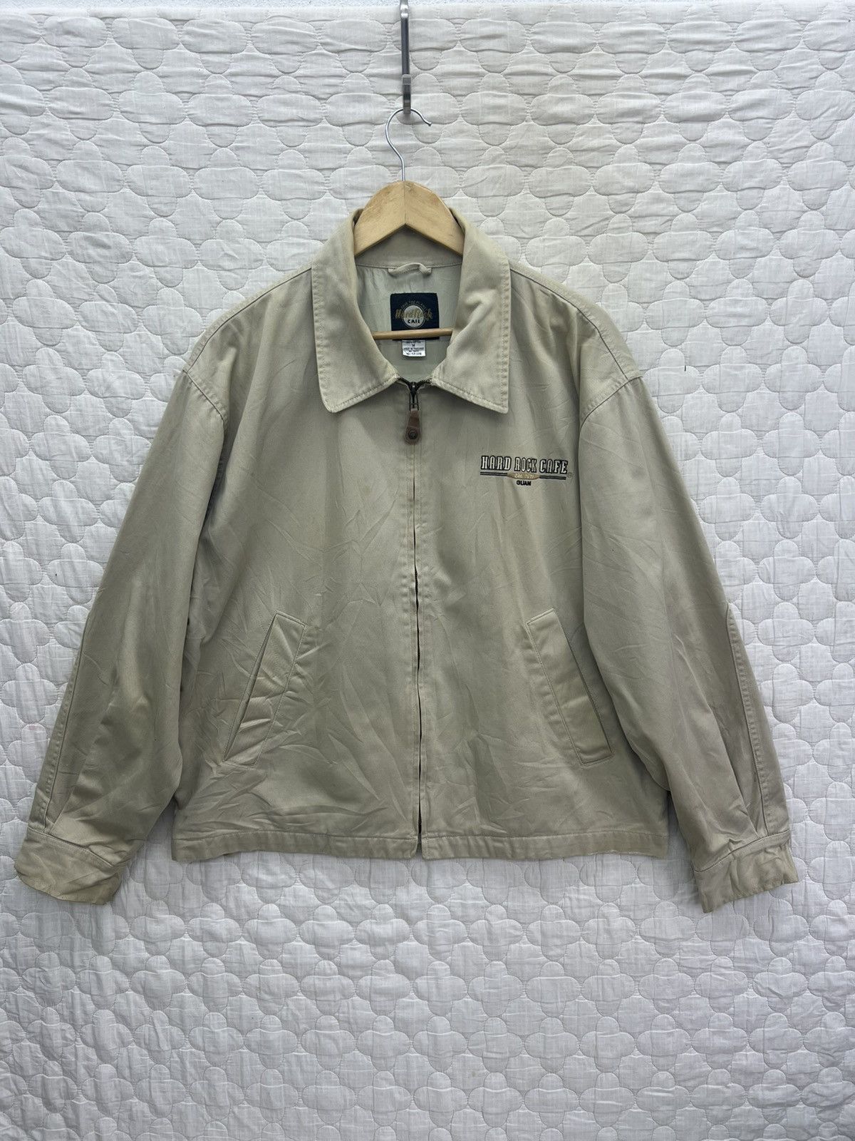 Hard Rock Cafe HARD ROCK CAFE GUAM BEIGE JACKET Size US M / EU 48-50 / 2 - 1 Thumbnail