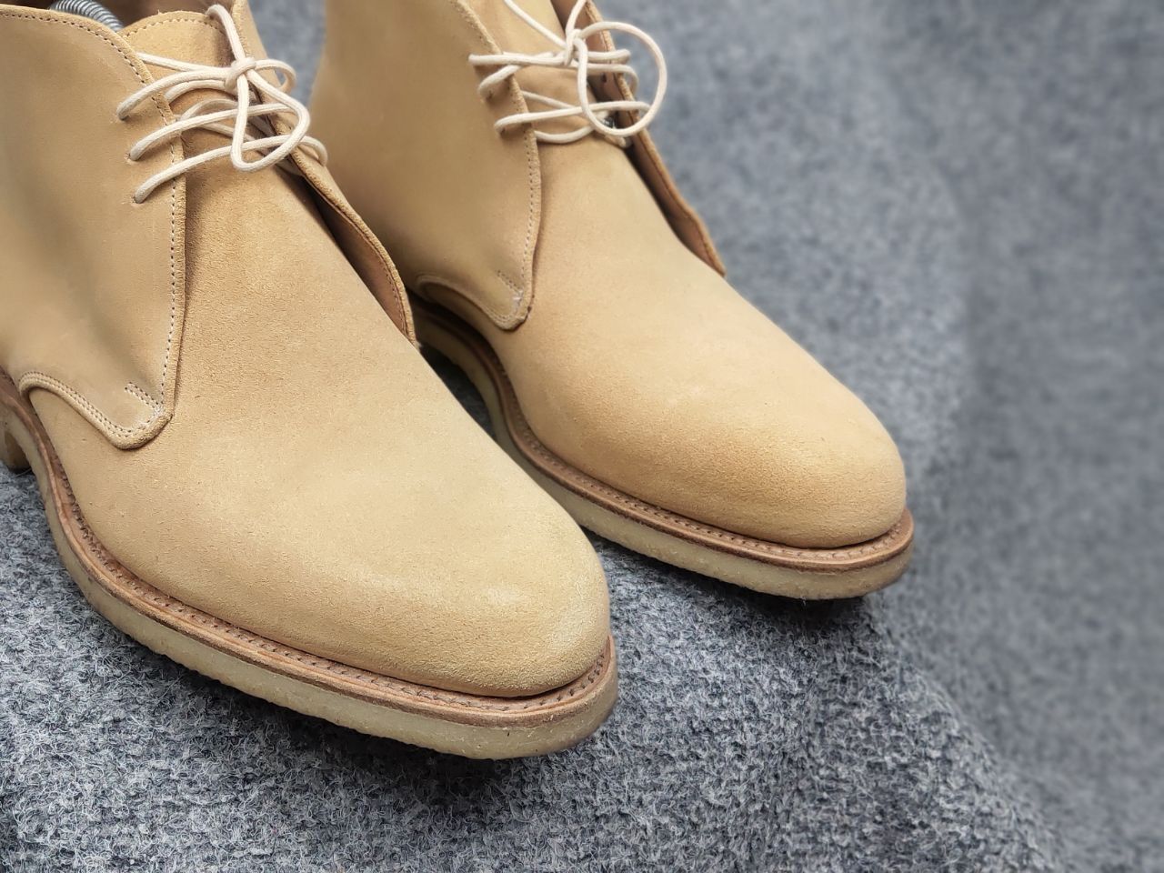 Cheaney Joseph Cheaney &Sons Desert Chukka Suede Leather Ankle Boots Size US 8 / EU 41 - 19 Thumbnail