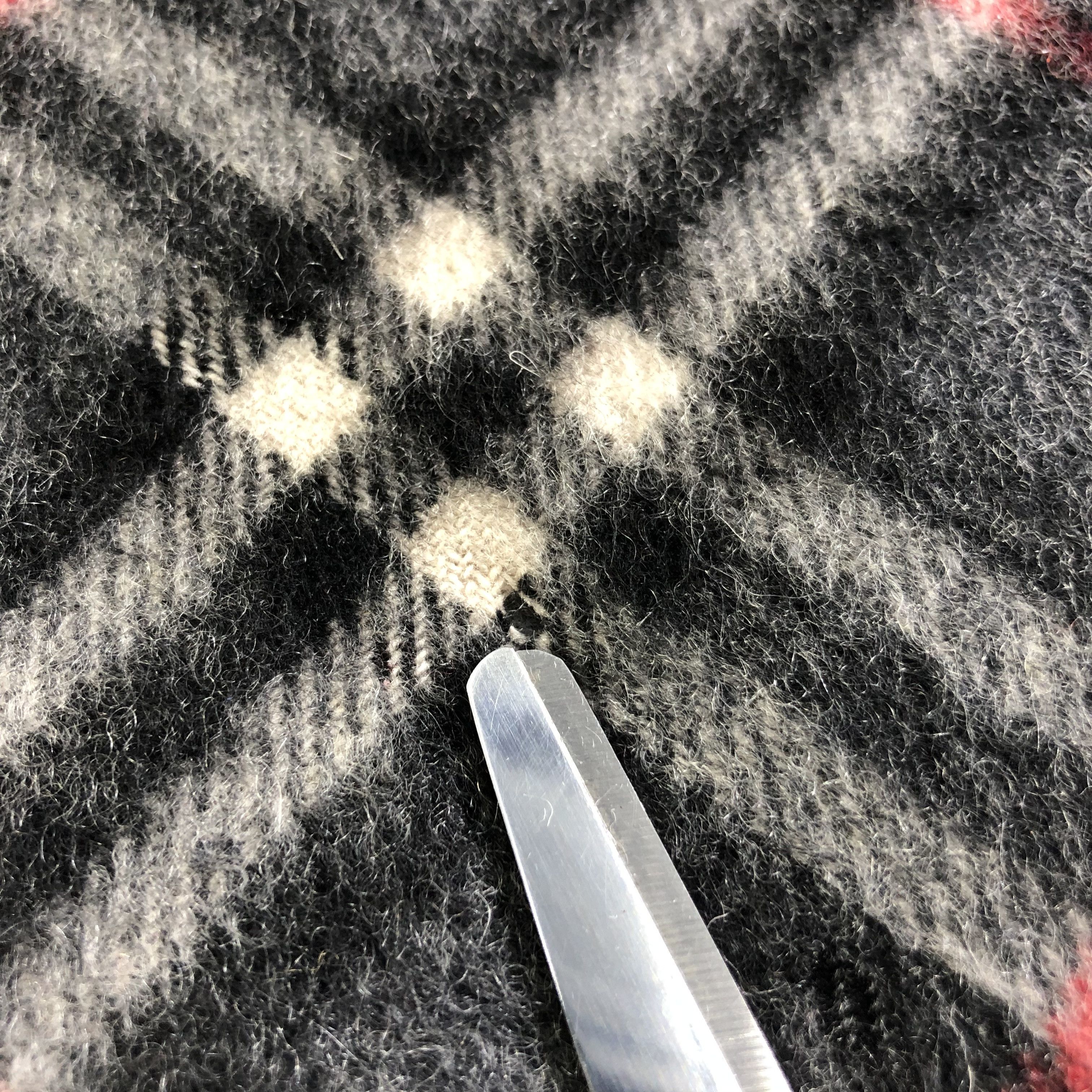 Burberry Burberrys Cashmere Scarf Muffler Neckwear V2606 Size ONE SIZE - 10 Thumbnail