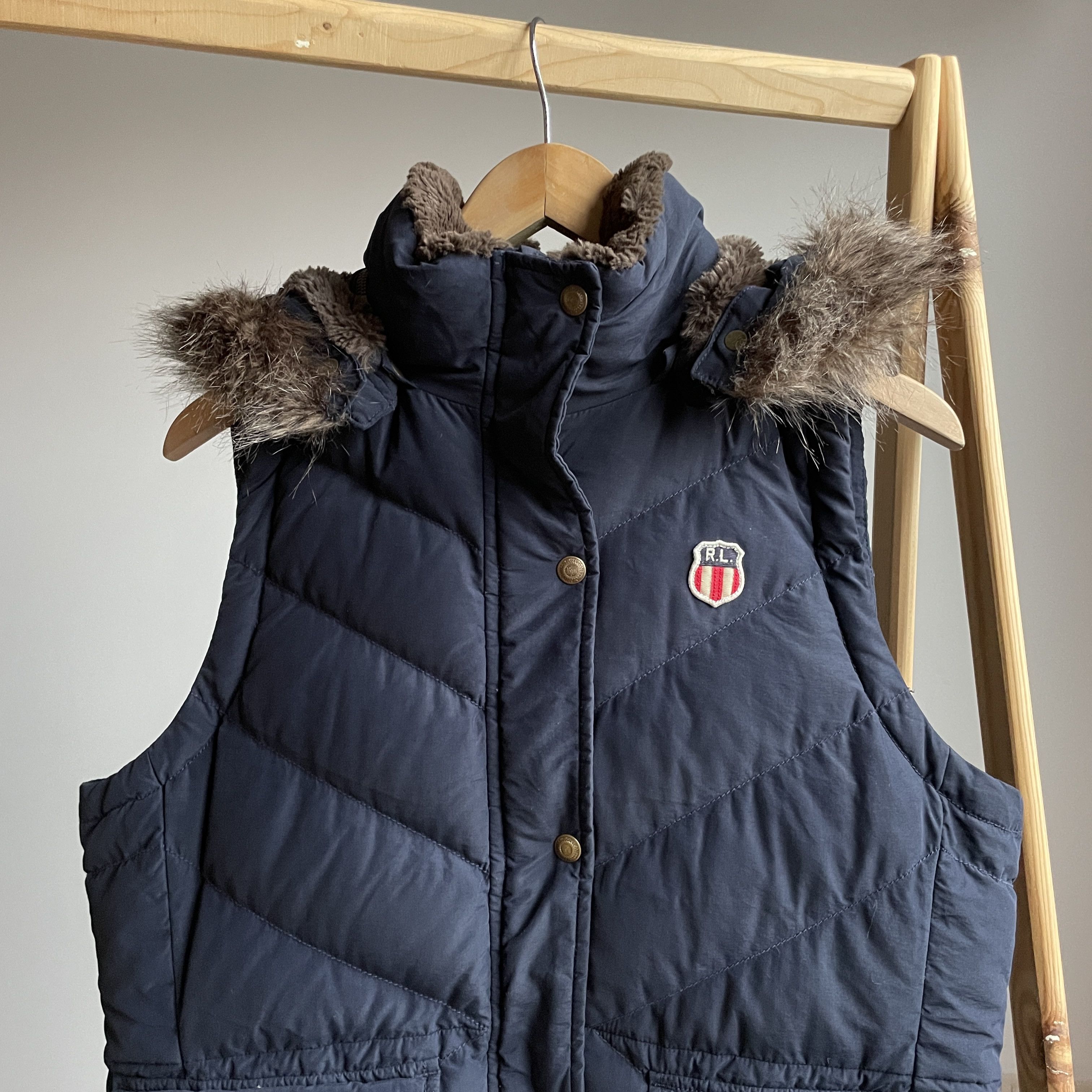 Polo Ralph Lauren Polo Jeans Ralph Lauren Womens Faux Fur Puffer Vest Size L / US 10 / IT 46 - 4 Thumbnail